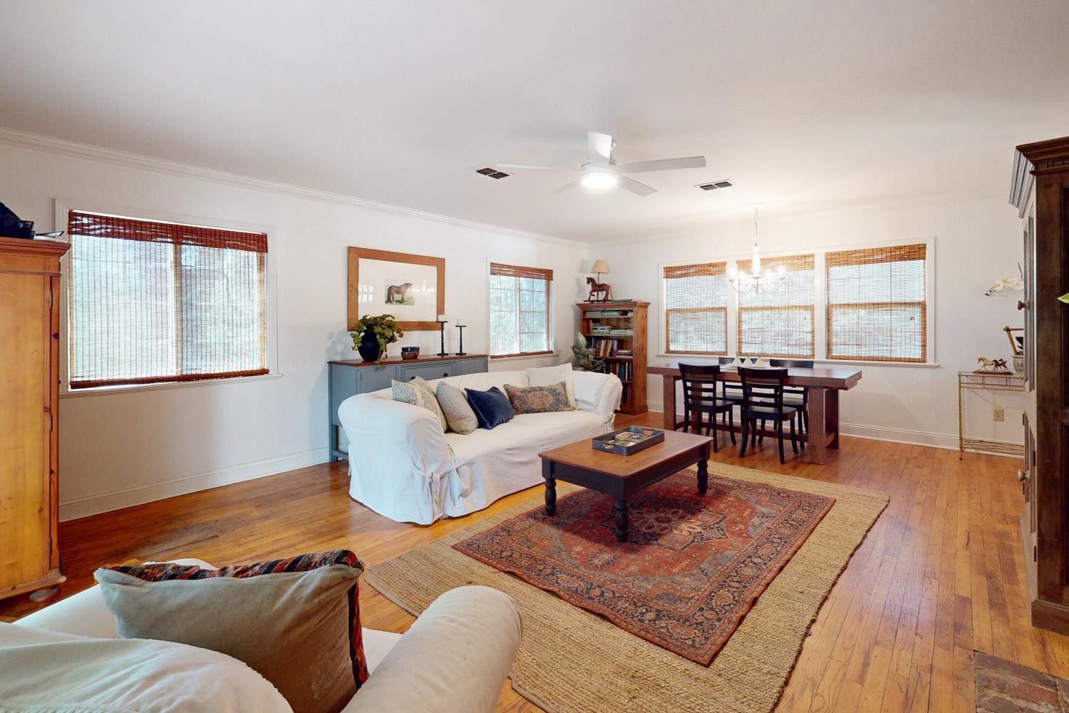 Browns Valley, California, 95918, United States, 3 Bedrooms Bedrooms, ,1 BathroomBathrooms,Residential,For Sale,1930190