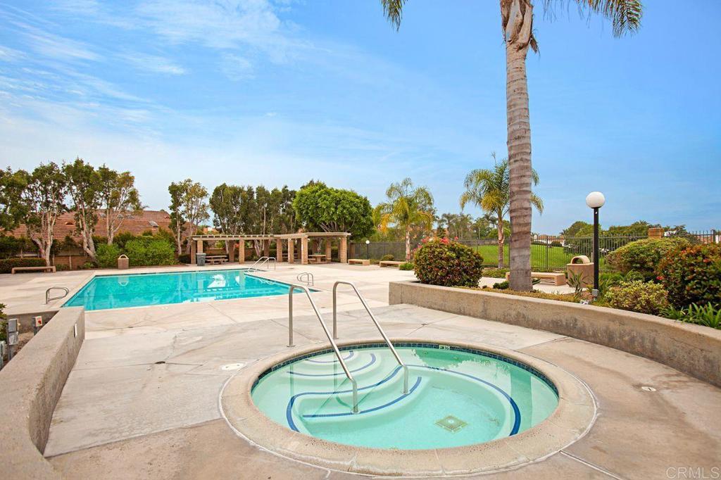 Vista, California, 92081, United States, 3 Bedrooms Bedrooms, ,3 BathroomsBathrooms,Residential,For Sale,1987768