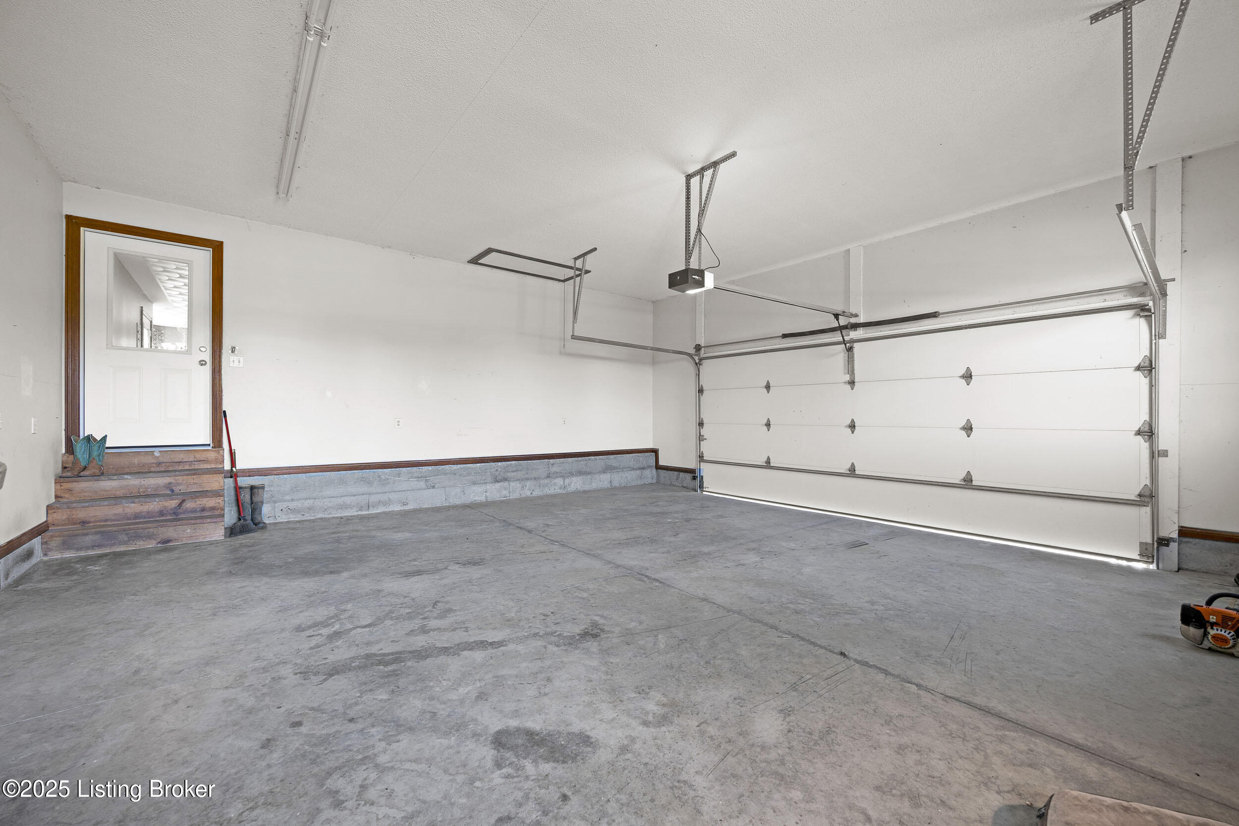 Coxs Creek, Kentucky, 40013, United States, 3 Bedrooms Bedrooms, ,3 BathroomsBathrooms,Residential,For Sale,2000776