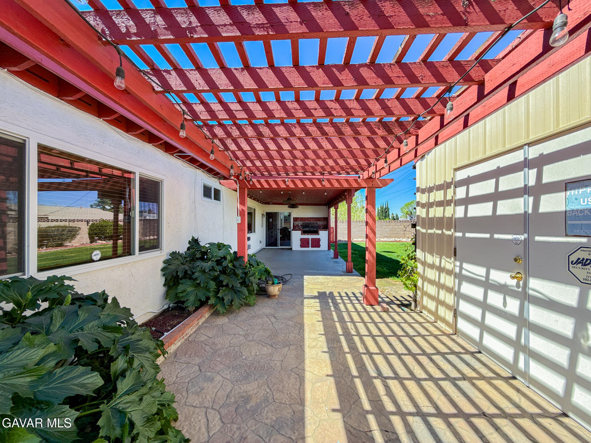 Palmdale, California, 93550, United States, 4 Bedrooms Bedrooms, ,2 BathroomsBathrooms,Residential,For Sale,2028325