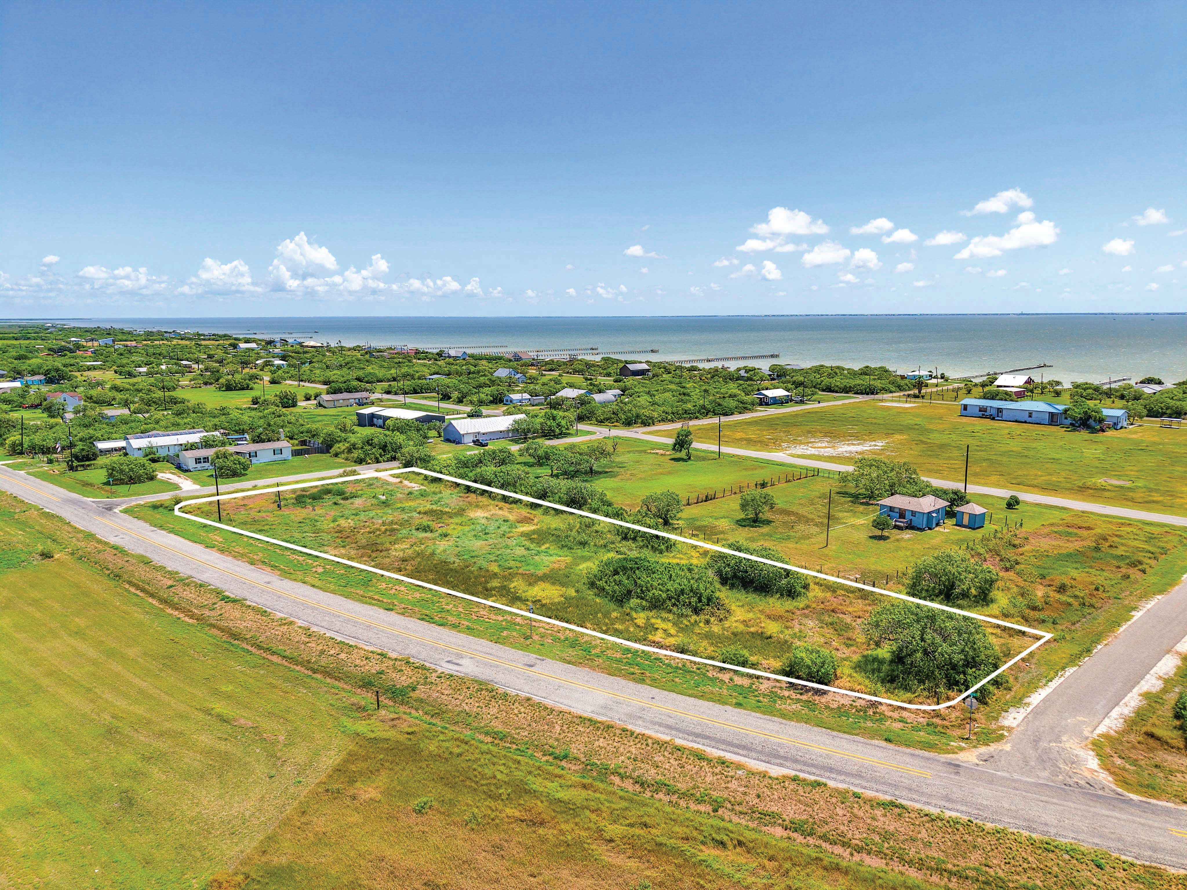  1+ Acre Homesite with Utilities - 物件實景