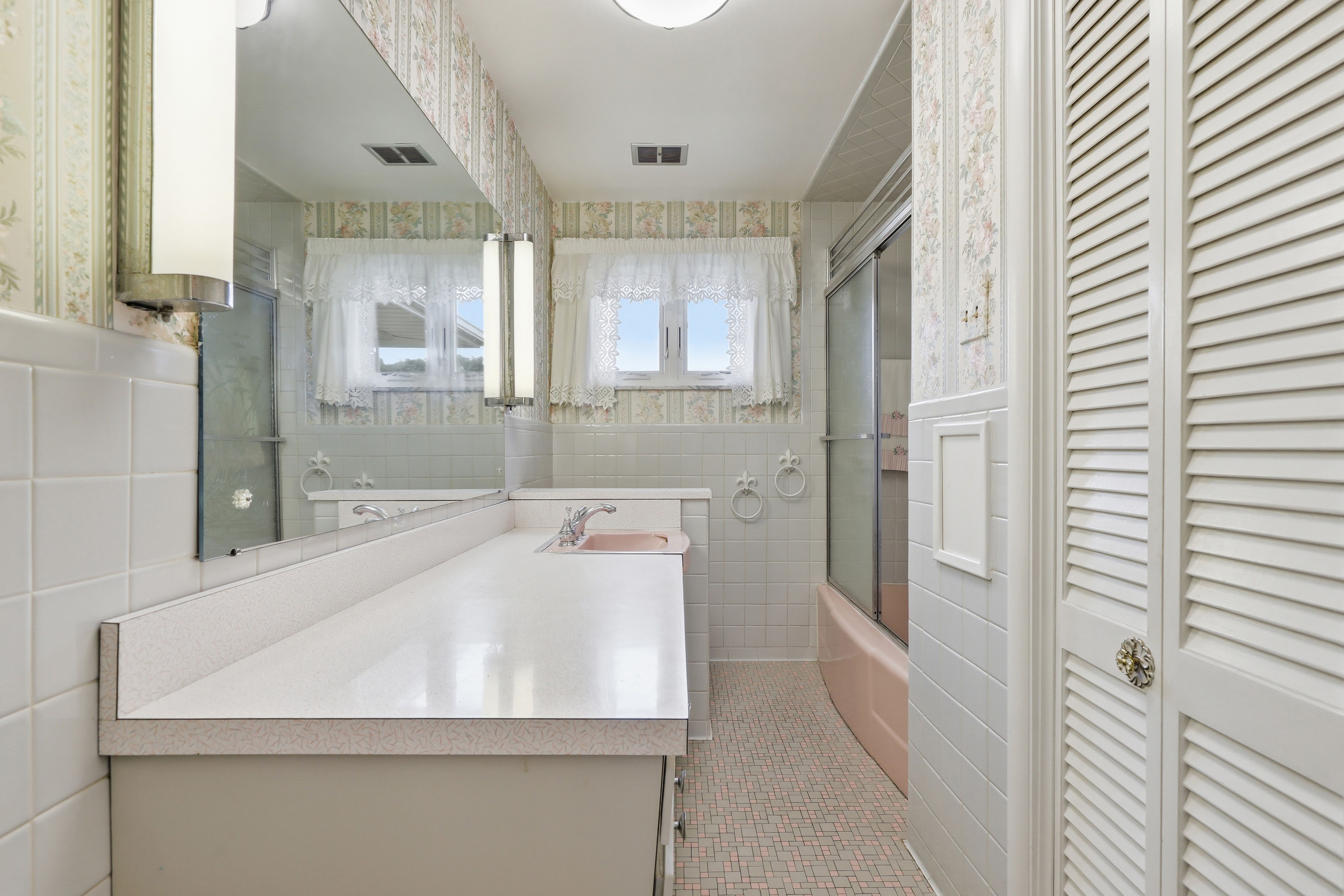  2219 Fawcett Avenue, White Oak, PA 15131 - 物件實景