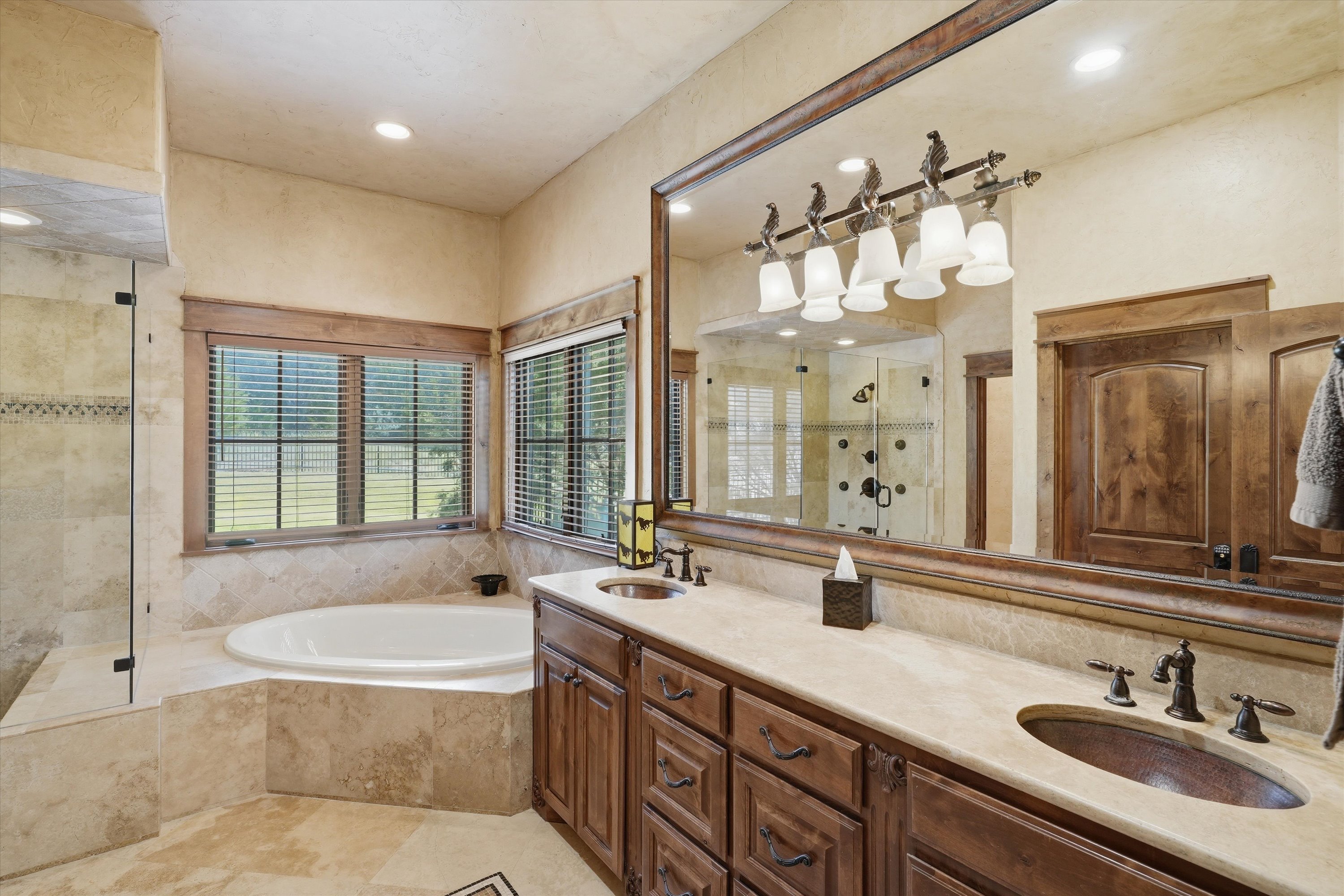  1046 Grandview Drive, Graford, TX, 76449 - 物件實景