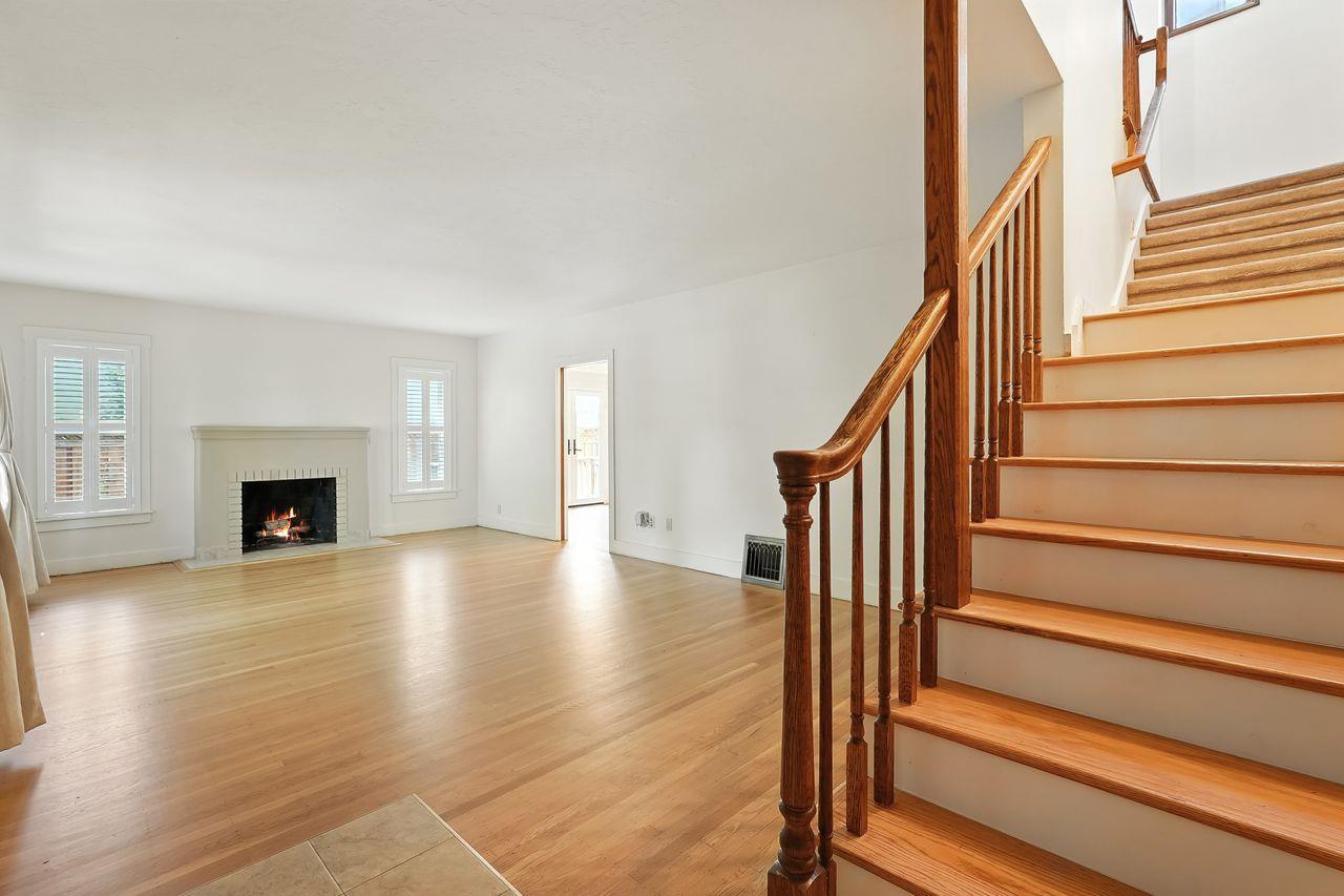 Sacramento, California, 95819, United States, 3 Bedrooms Bedrooms, ,2 BathroomsBathrooms,Residential,For Sale,1925048