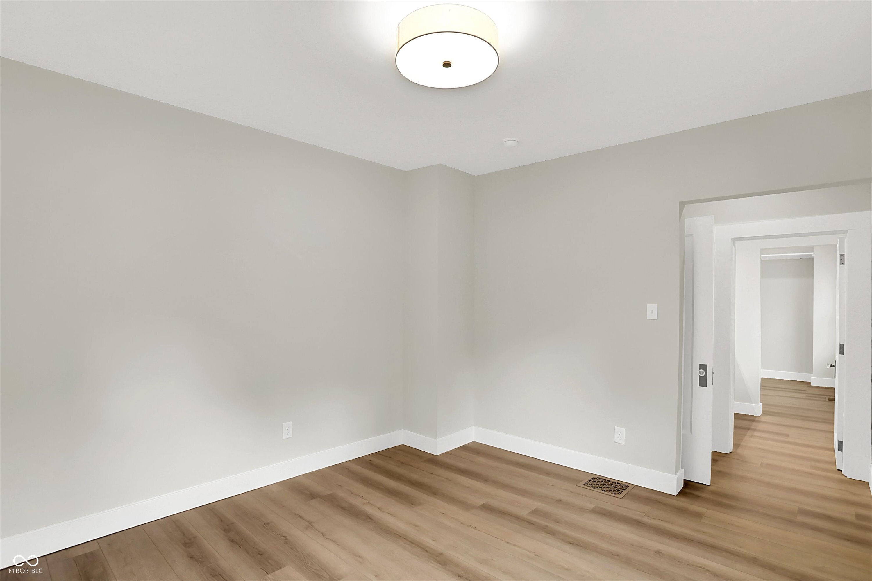 Indianapolis, Indiana, 46205, United States, 3 Bedrooms Bedrooms, ,3 BathroomsBathrooms,Residential,For Sale,1982816