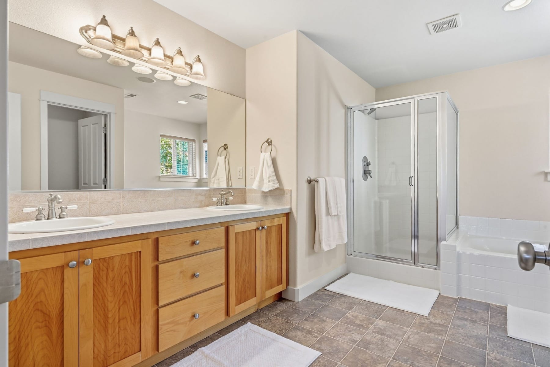  22350 SW 111TH AVE Tualatin, OR 97062 - 物件實景