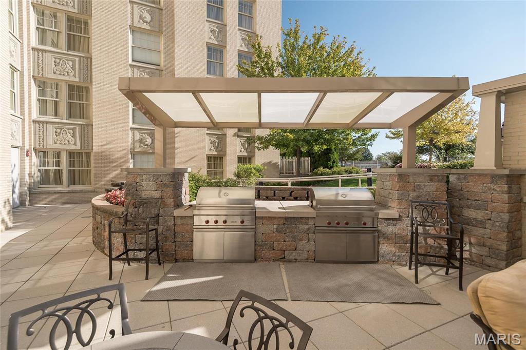 St Louis, Missouri, 63108, United States, 1 Bedroom Bedrooms, ,1 BathroomBathrooms,Residential,For Sale,1729096