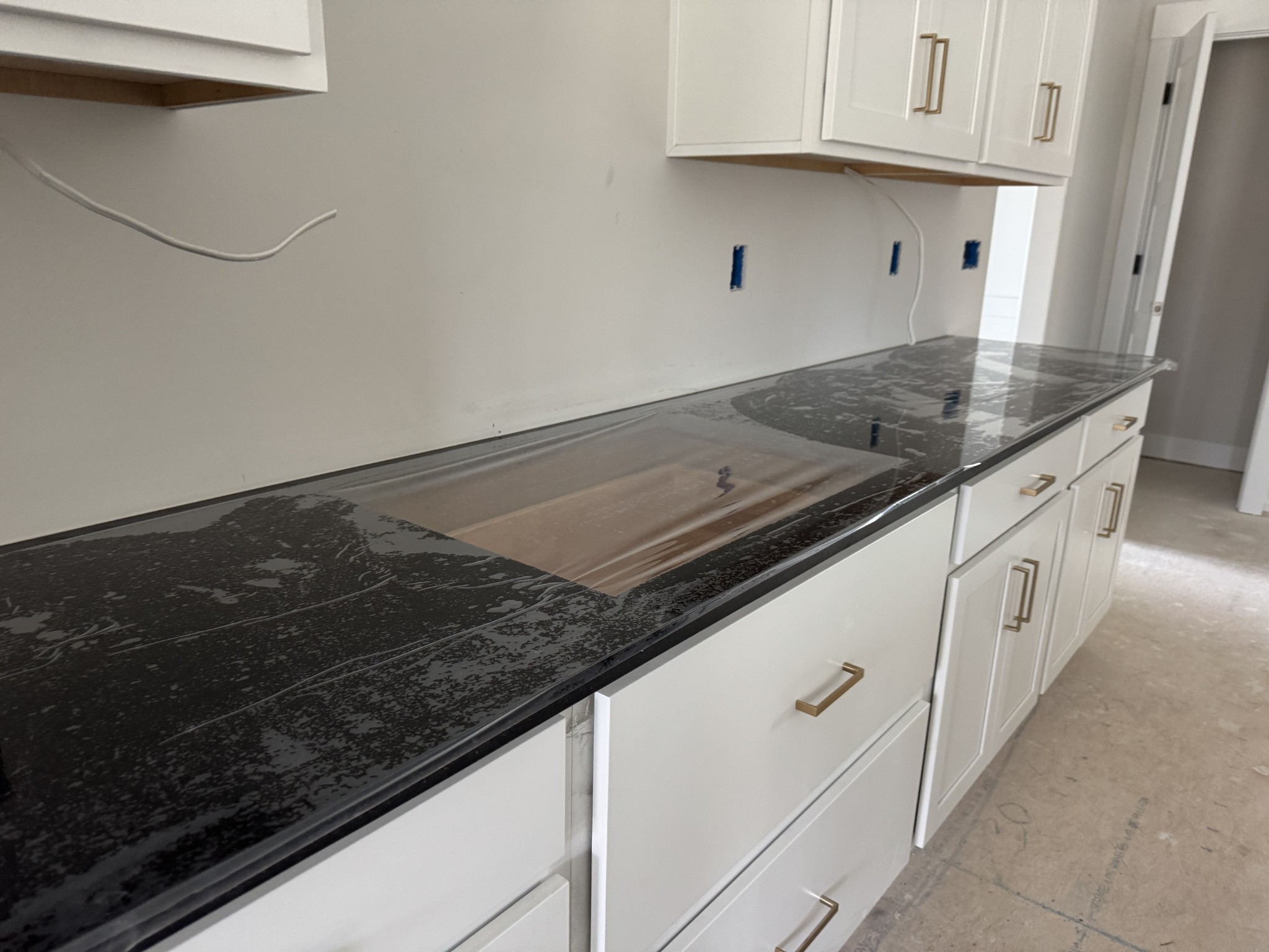 Clarksville, Tennessee, 37042, United States, 3 Bedrooms Bedrooms, ,4 BathroomsBathrooms,Residential,For Sale,2006024