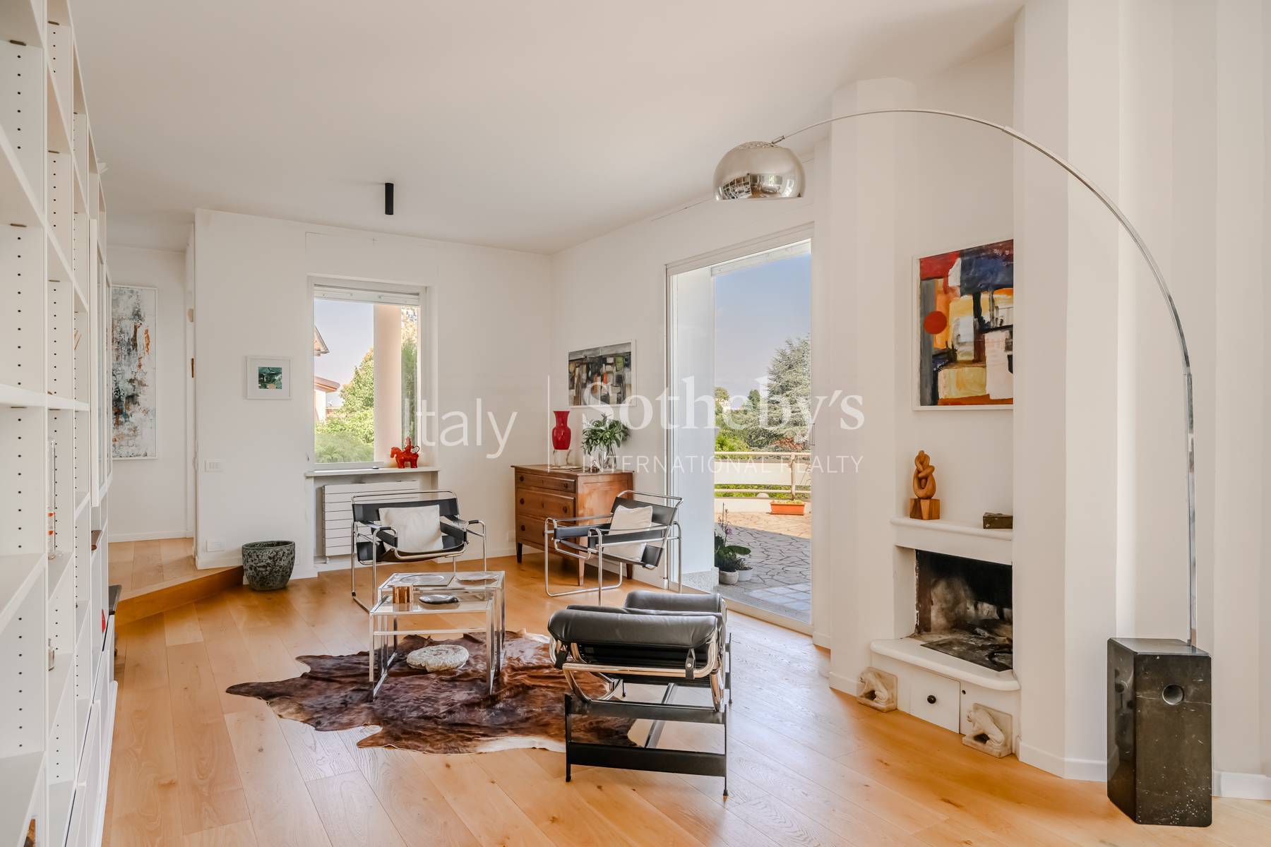  Exclusive Villa with Garden on Turin