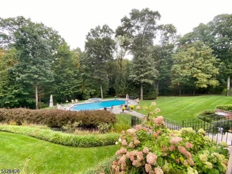 Bernardsville Boro, New Jersey, 07924, United States, 6 Bedrooms Bedrooms, ,10 BathroomsBathrooms,Residential,For Sale,1868903
