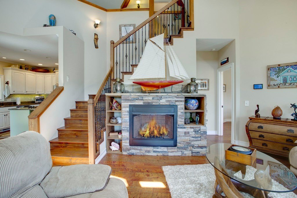Hayesville, North Carolina, 28904, United States, 3 Bedrooms Bedrooms, ,4 BathroomsBathrooms,Residential,For Sale,1924483