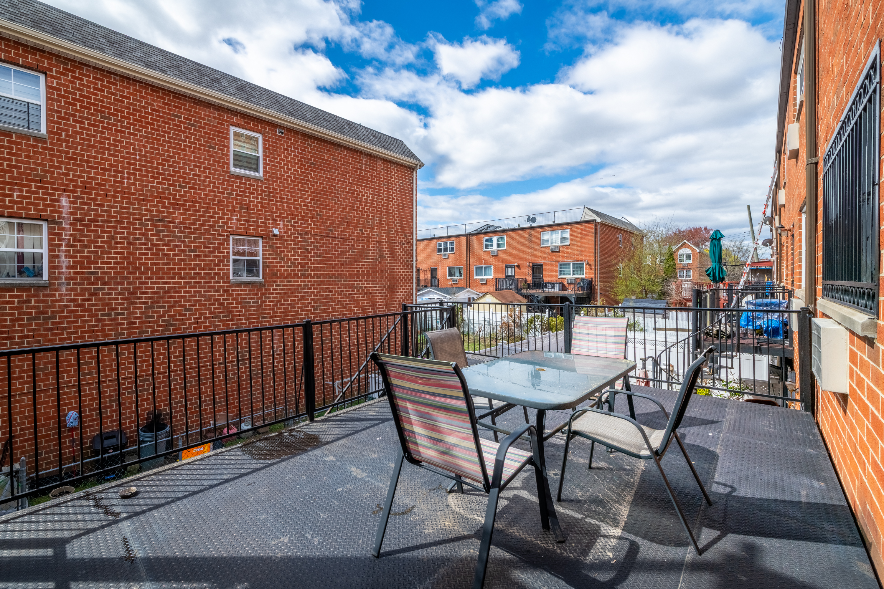 Bronx, New York, 10743, United States, 5 Bedrooms Bedrooms, ,3 BathroomsBathrooms,Residential,For Sale,1823007