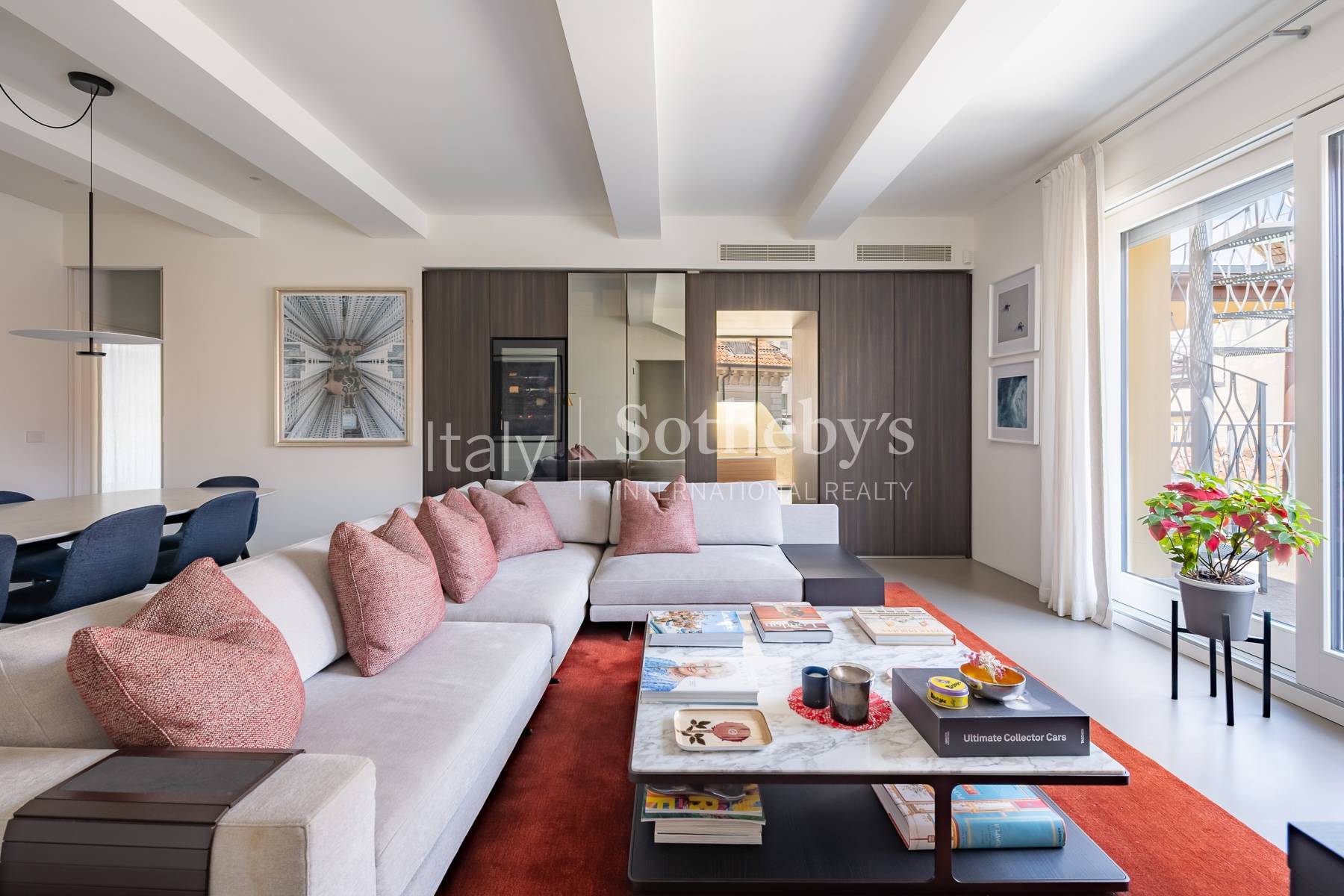  Fully renovated penthouse in the Magenta/Castello area - 物件實景
