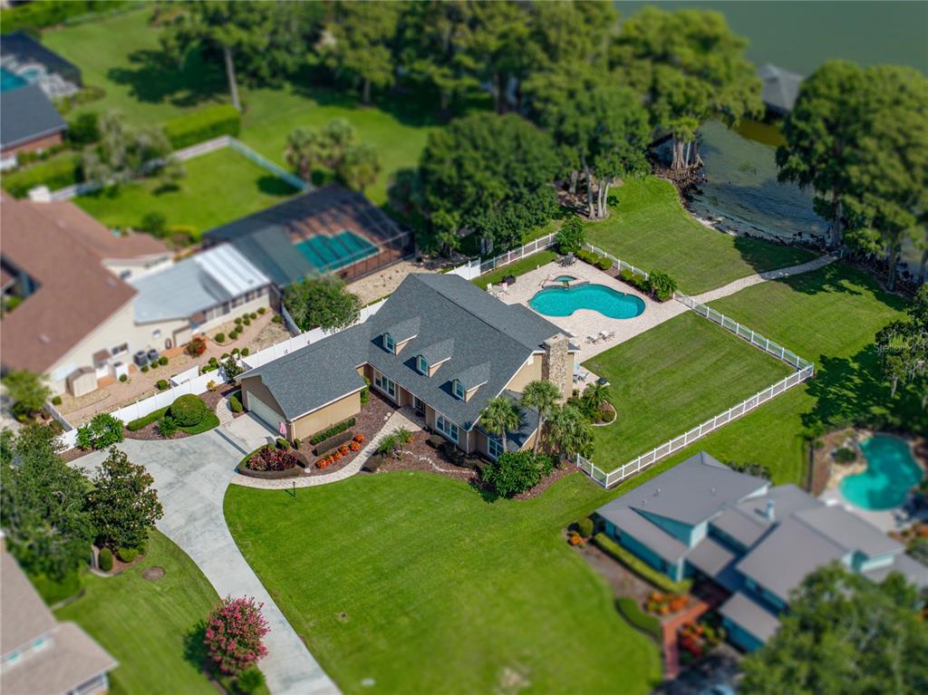 Winter Haven, Florida, 33884, United States, 3 Bedrooms Bedrooms, ,4 BathroomsBathrooms,Residential,For Sale,1895737