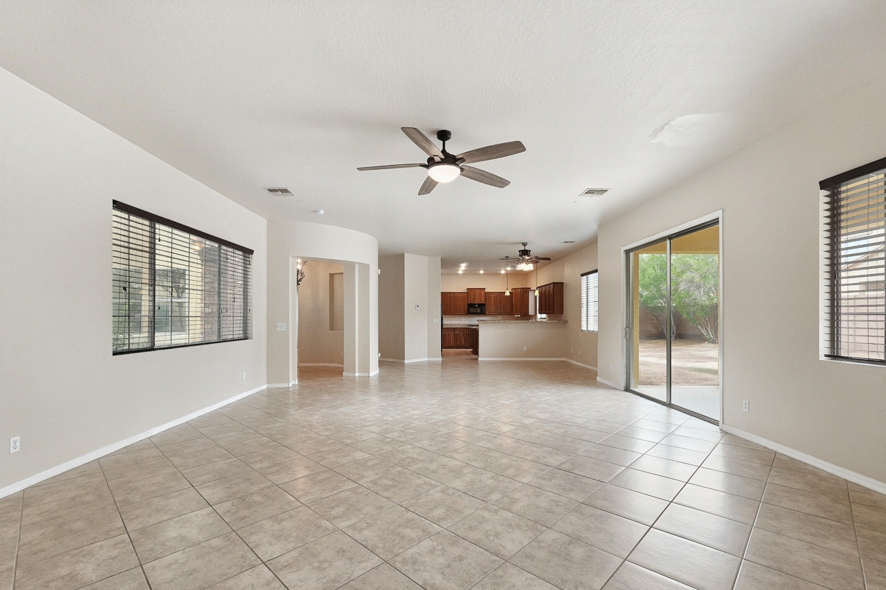  2854 E Flower Street¦Gilbert, AZ - 物件實景