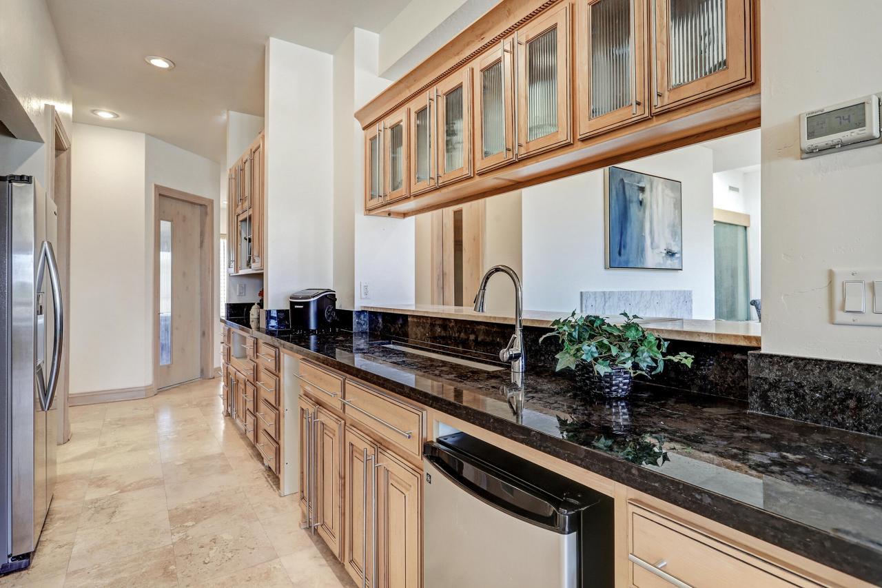 6301 COORS Boulevard NW, Albuquerque, New Mexico, 87120, United States, 3 Bedrooms Bedrooms, ,4 BathroomsBathrooms,Residential,For Sale,6301 COORS Boulevard NW,1637534