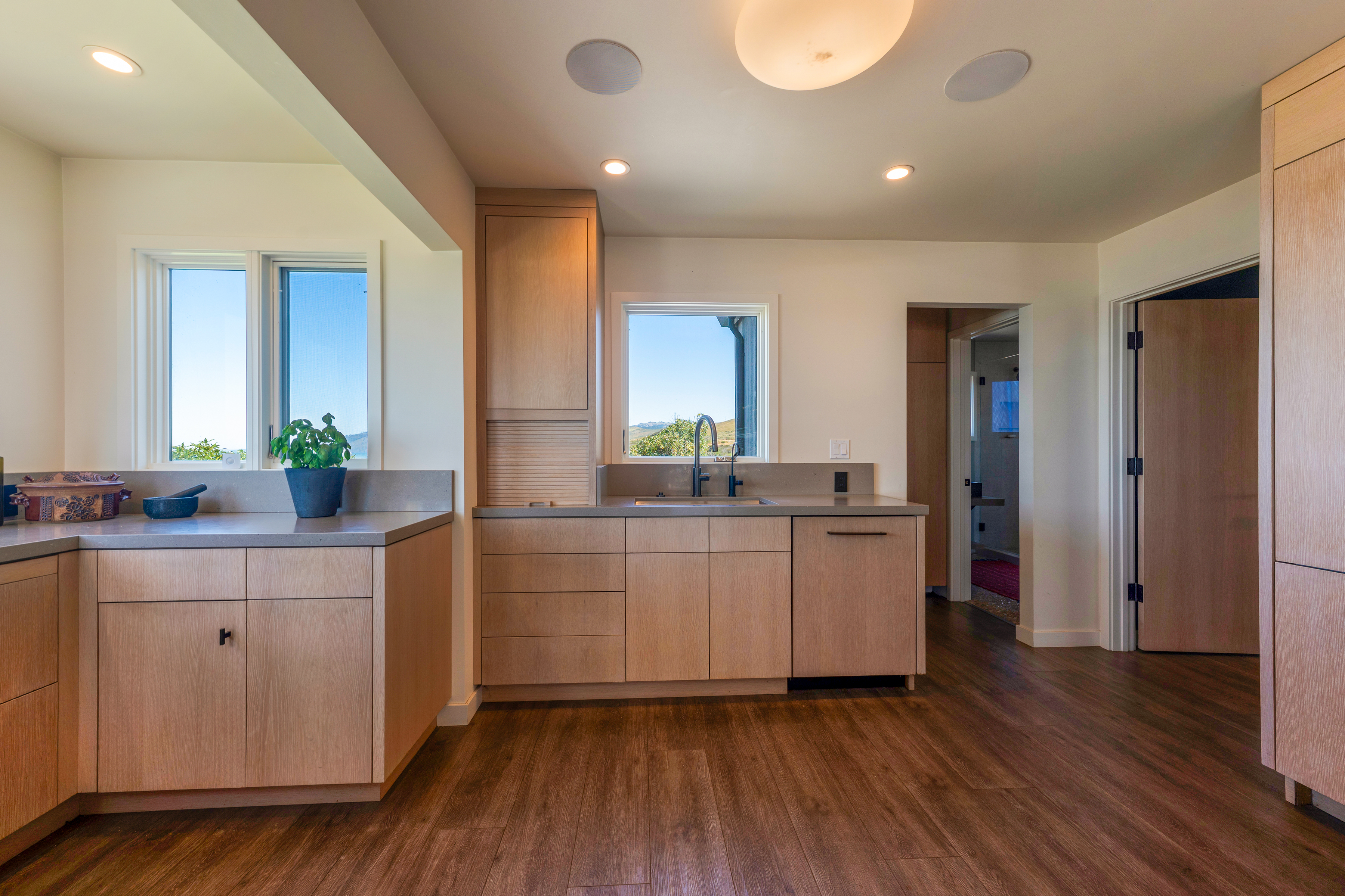  7187 Cliff Avenue, Bodega Bay, CA 94923 - 物件實景