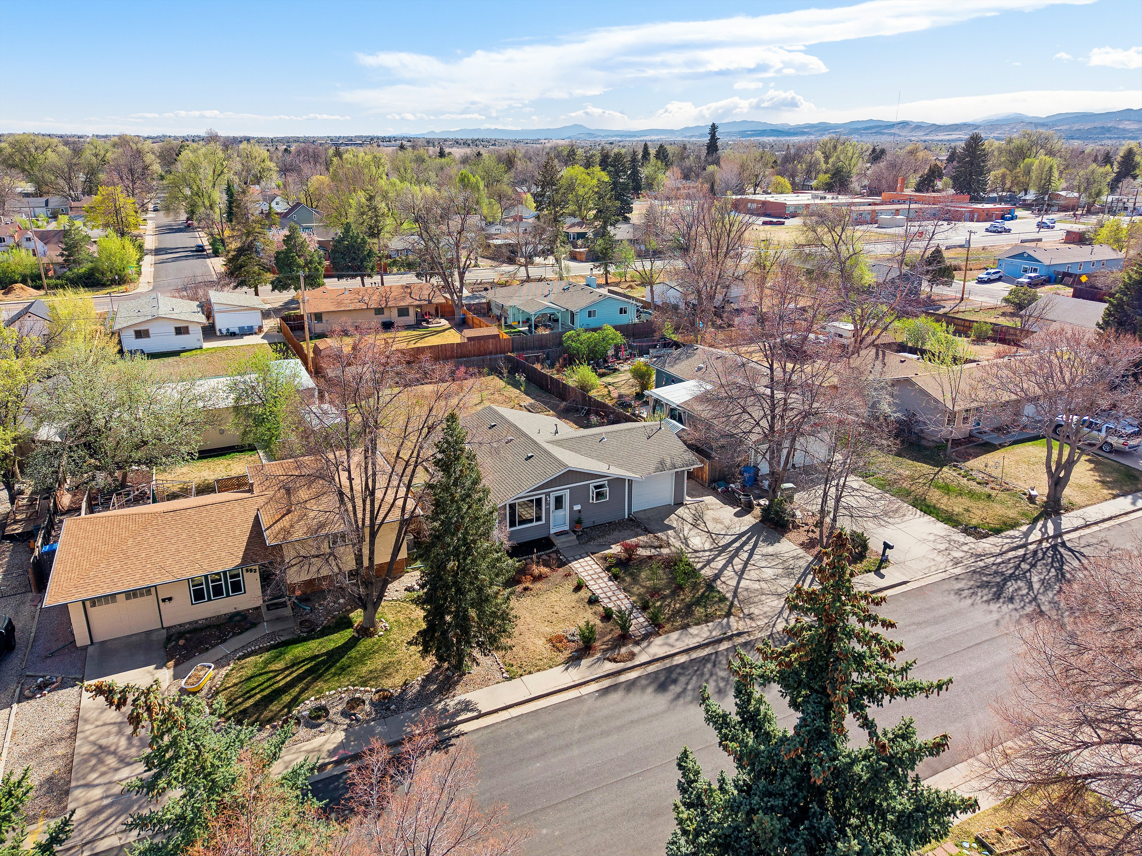  Darling Ranch in the Heart of Old Town Loveland - 物件實景