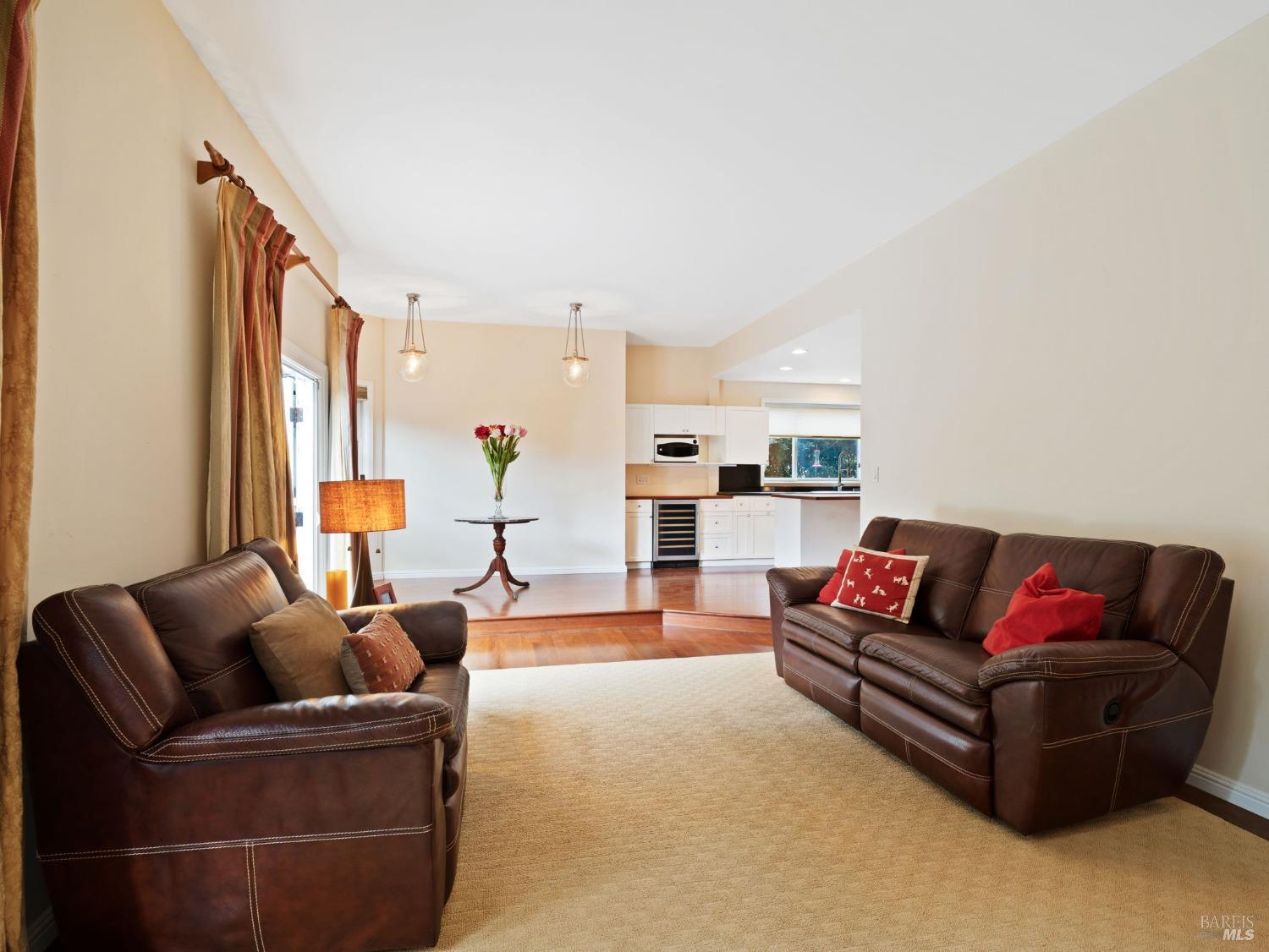 Napa, California, 94559, United States, 5 Bedrooms Bedrooms, ,3 BathroomsBathrooms,Residential,For Sale,1991886