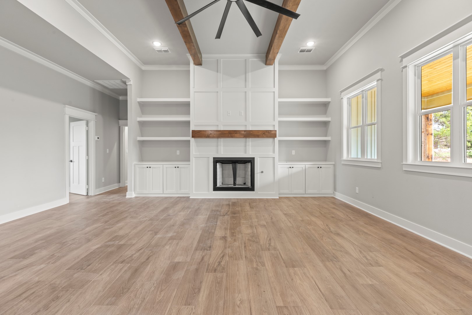 Tyler, Texas, 75704, United States, 4 Bedrooms Bedrooms, ,3 BathroomsBathrooms,Land,For Sale,1974670