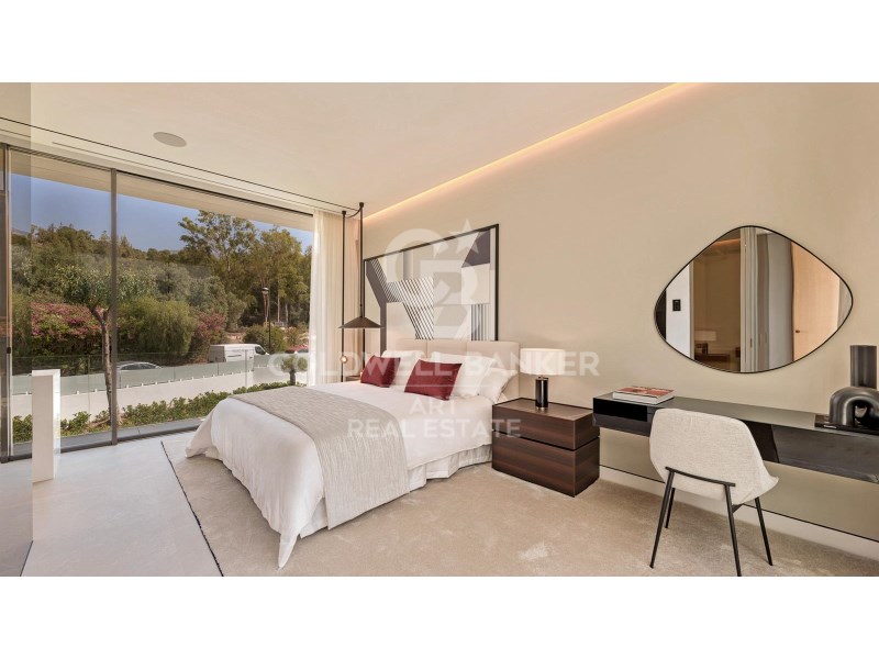 M?laga, Marbella, Nag?eles-Milla de Oro M?laga, Ma, Marbella, Andalusia, ES, 4 Bedrooms Bedrooms, ,4 BathroomsBathrooms,Residential,For Sale,M?laga, Marbella, Nag?eles-Milla de Oro M?laga, Ma,1647020