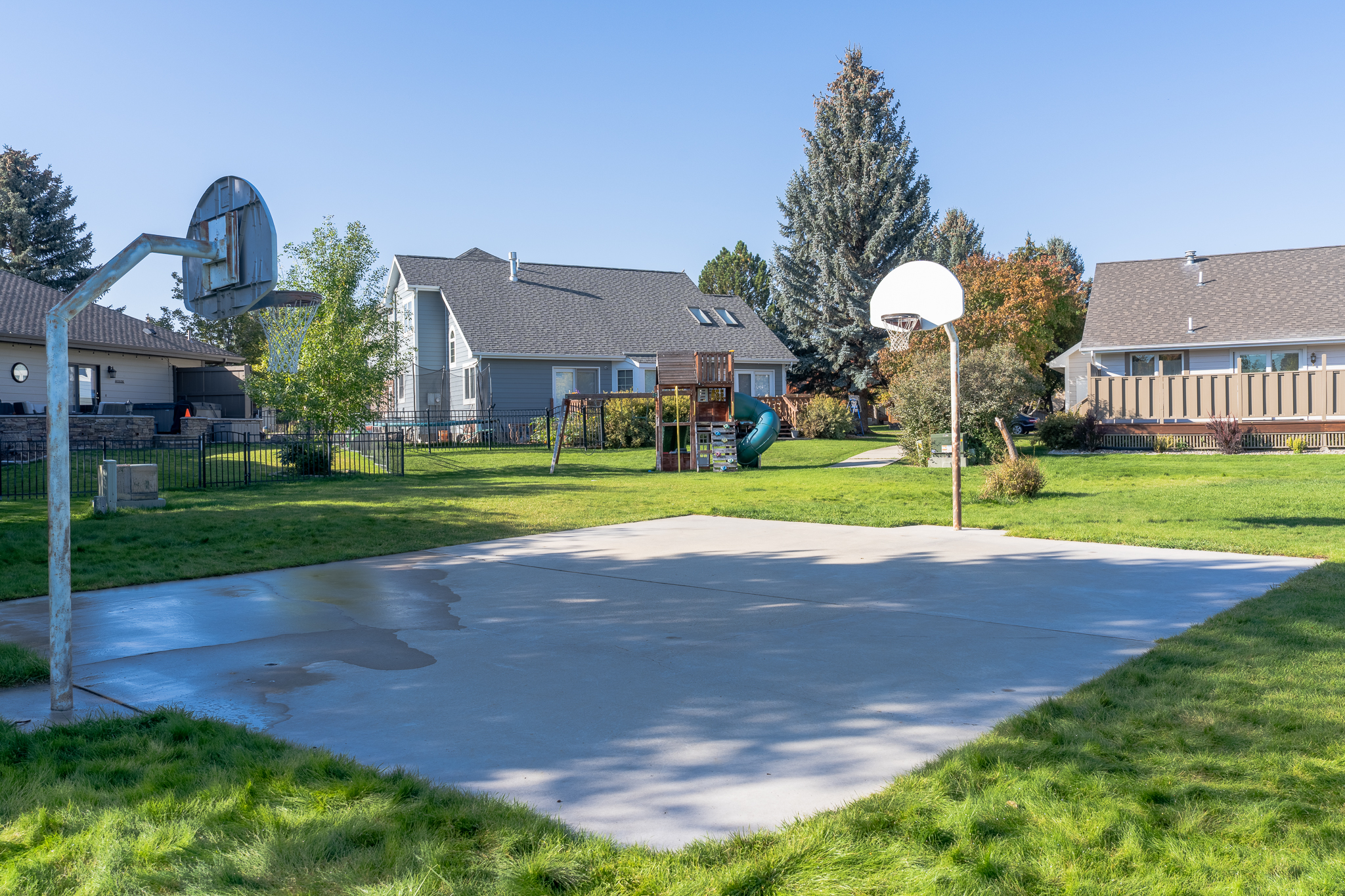 Helena, Montana, 59601, United States, 4 Bedrooms Bedrooms, ,4 BathroomsBathrooms,Residential,For Sale,1984515