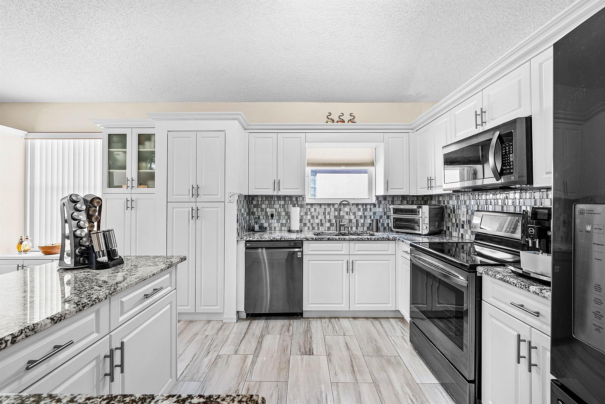 Boynton Beach, Florida, 33437, United States, 3 Bedrooms Bedrooms, ,2 BathroomsBathrooms,Residential,For Sale,1996648