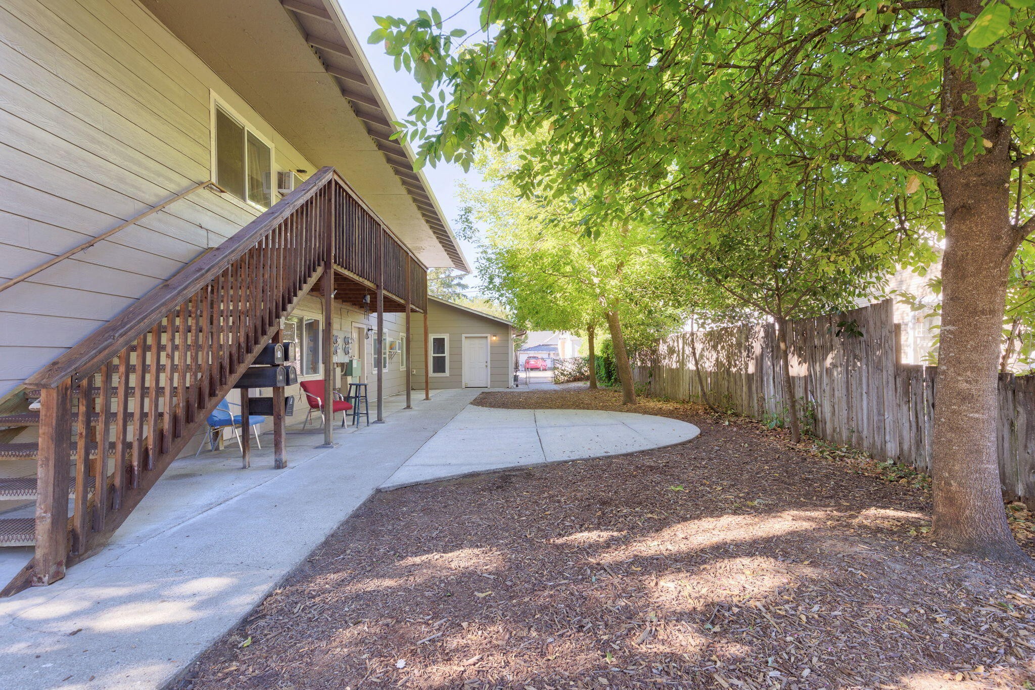 Grants Pass, Oregon, 97526, United States, ,Residential,For Sale,1916404