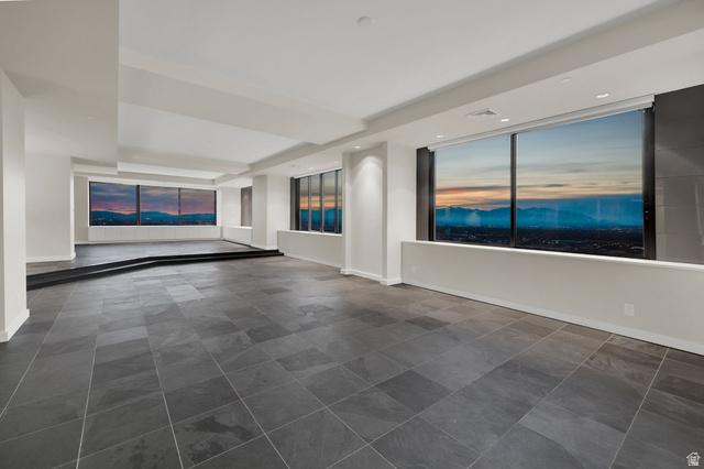 Salt Lake City, Utah, 84101, United States, 3 Bedrooms Bedrooms, ,4 BathroomsBathrooms,Residential,For Sale,2005313