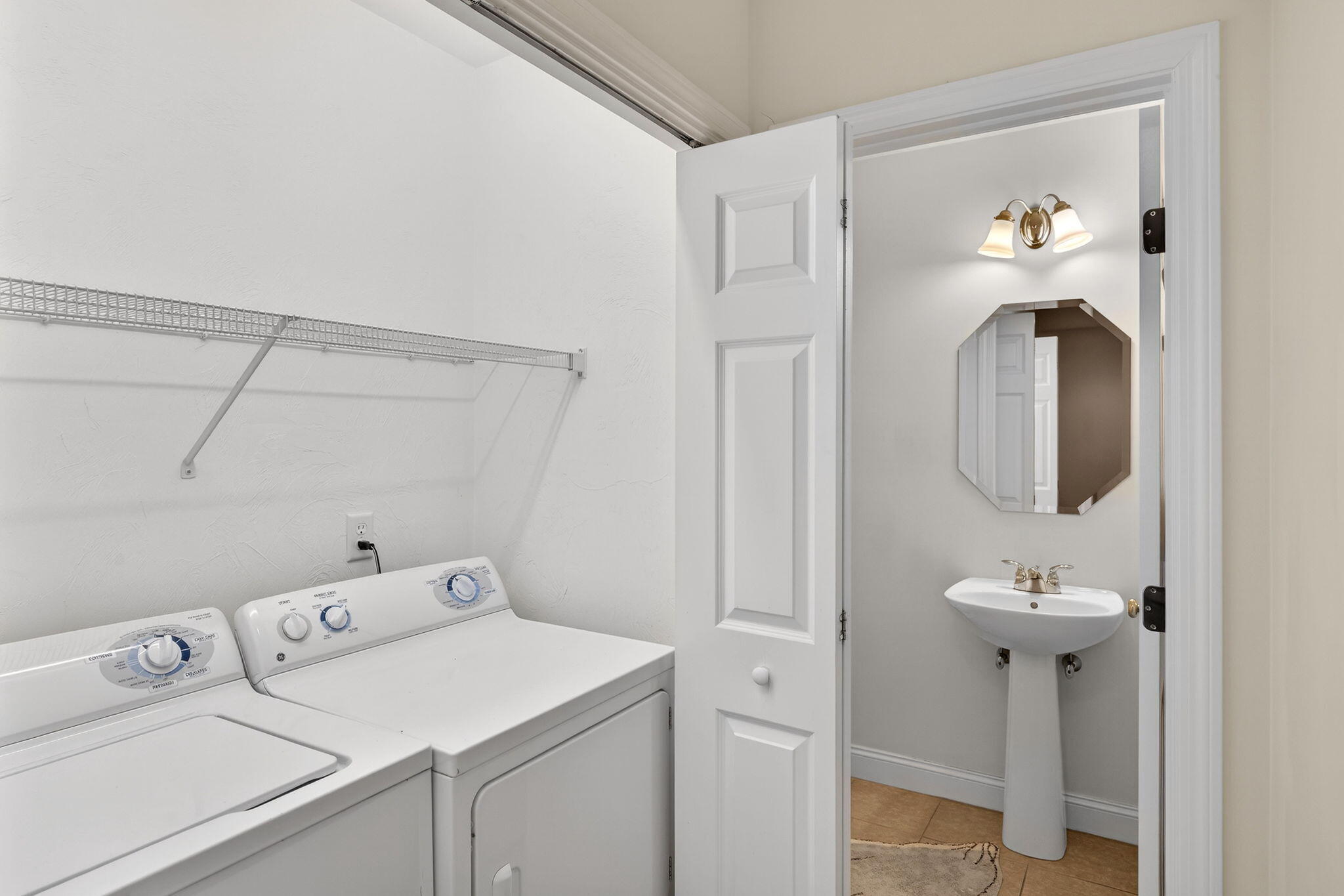  5 Blue Meadow Court, Bourne, MA, 02532 - 物件實景