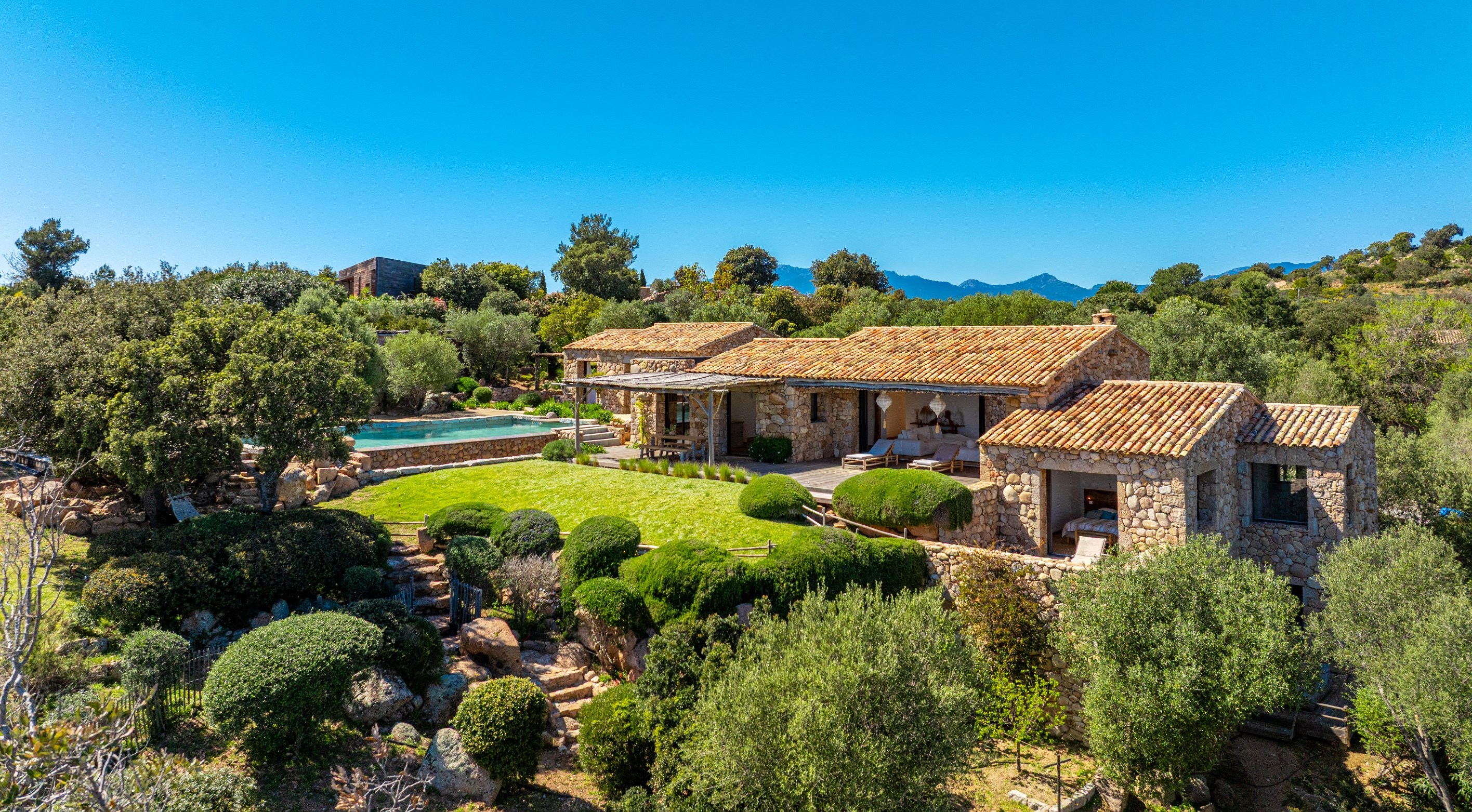  FOR SALE: CHARACTER PROPERTY – SEA VIEW – PALOMBAGGIA, PORTO-VECCHIO – CORSICA - 物件實景