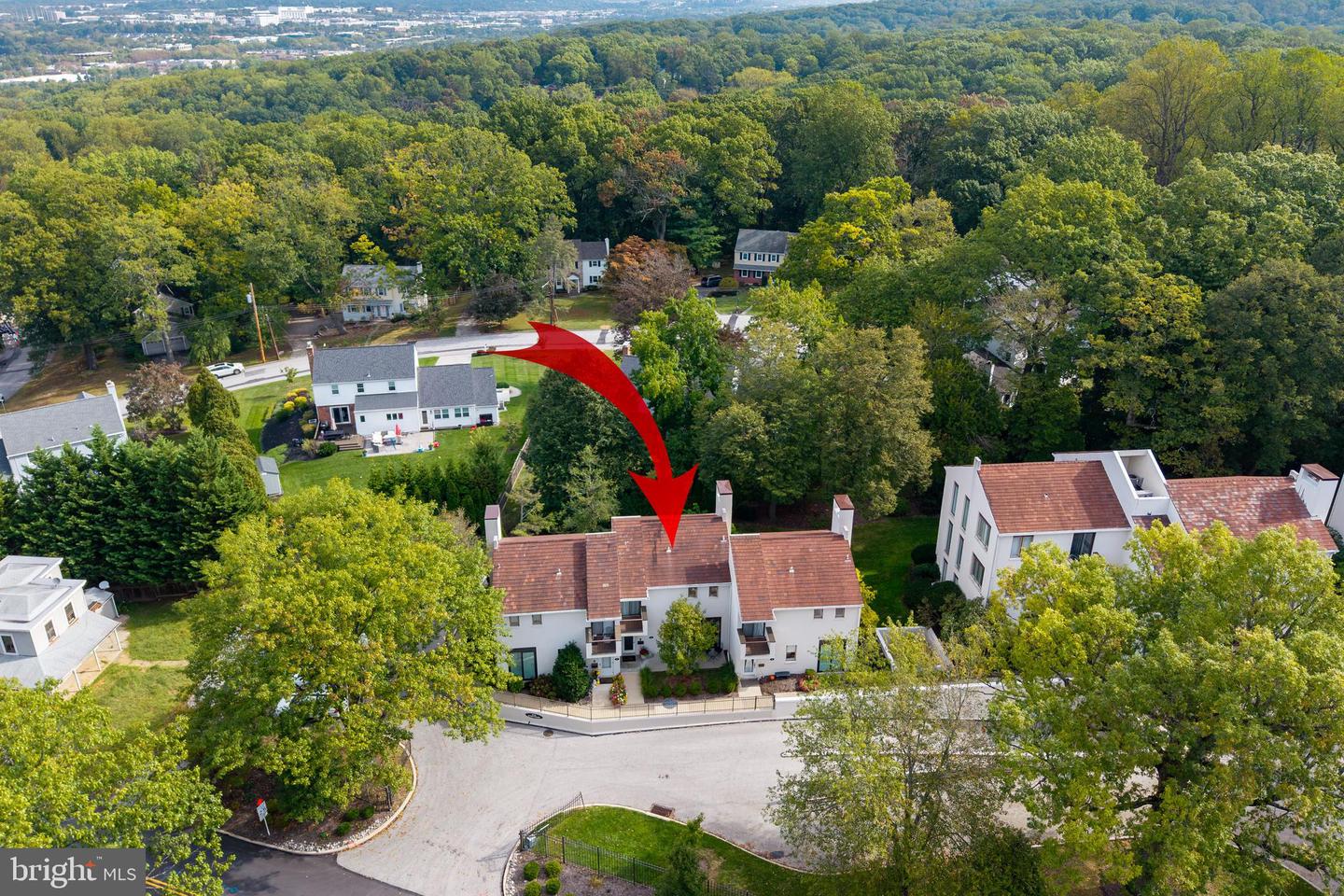 DEVON, Pennsylvania, 19333, United States, 2 Bedrooms Bedrooms, ,3 BathroomsBathrooms,Residential,For Sale,1980248