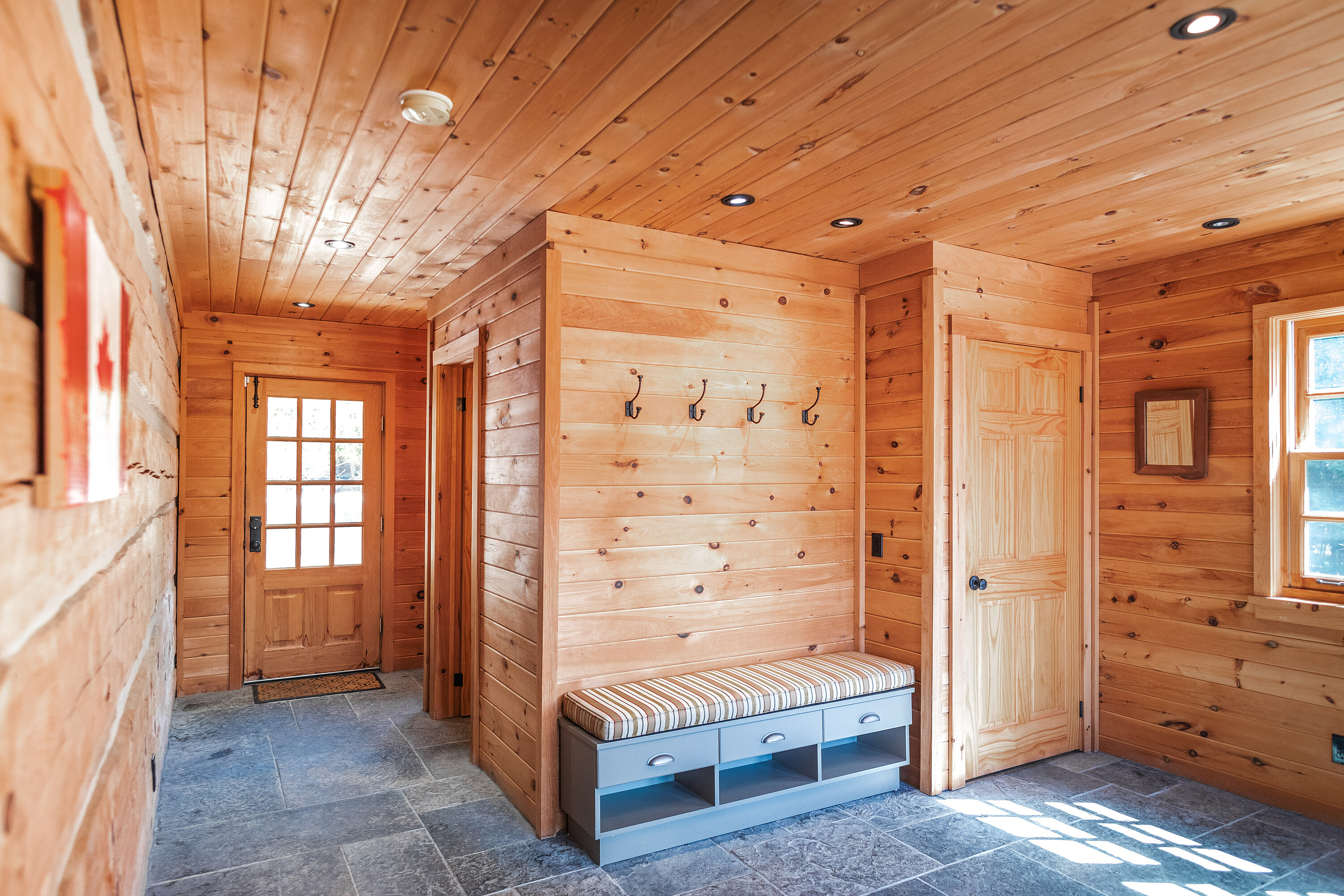  Beaver Valley Log Home - 物件實景