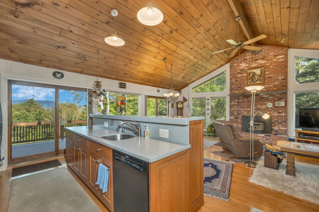 Thornton, New Hampshire, 03285, United States, 3 Bedrooms Bedrooms, ,2 BathroomsBathrooms,Residential,For Sale,1933303