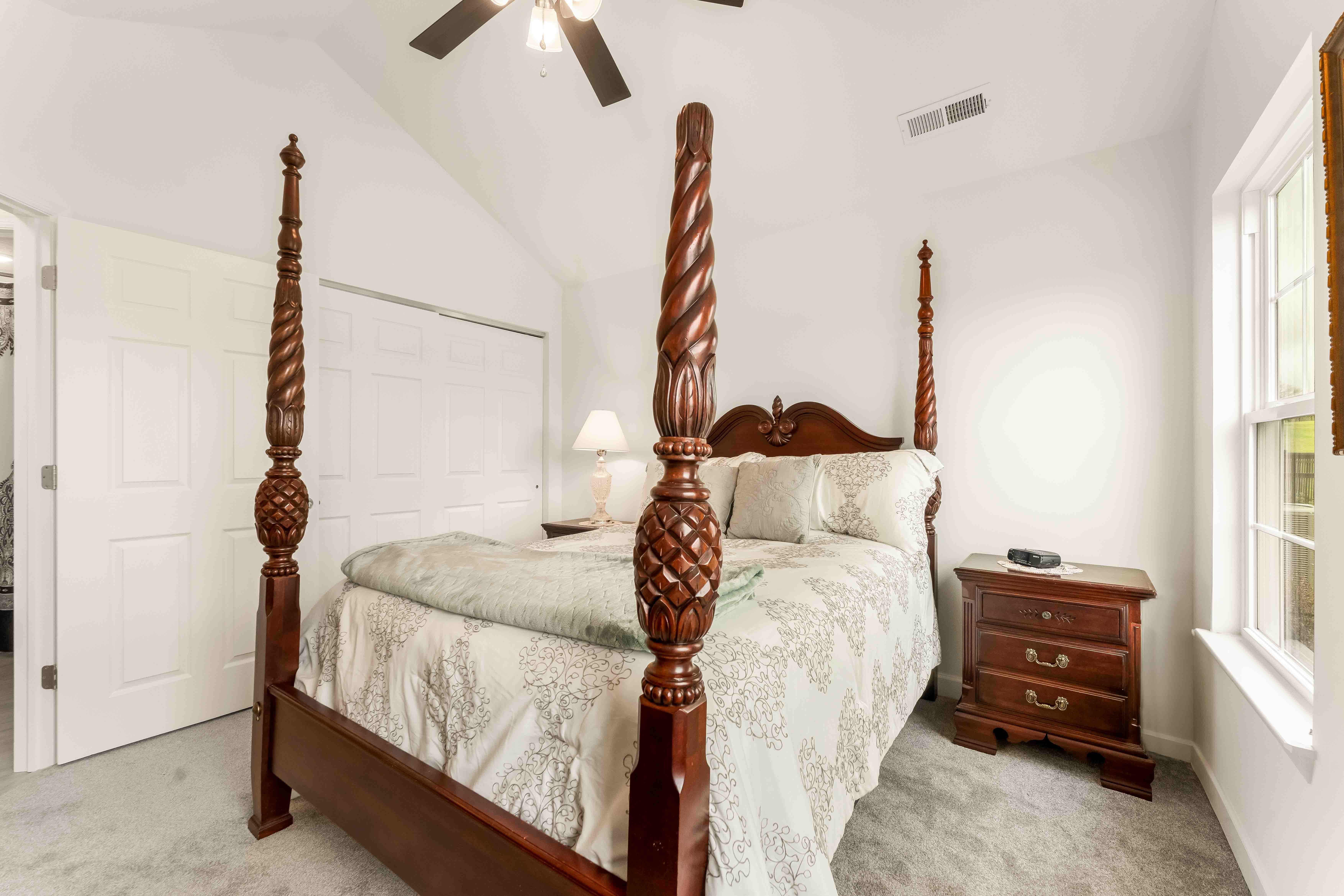  2003 South Links Avenue - 物件實景