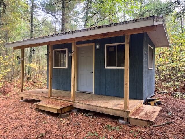 Branch, Michigan, 49402, United States, 5 Bedrooms Bedrooms, ,4 BathroomsBathrooms,Residential,For Sale,1986273