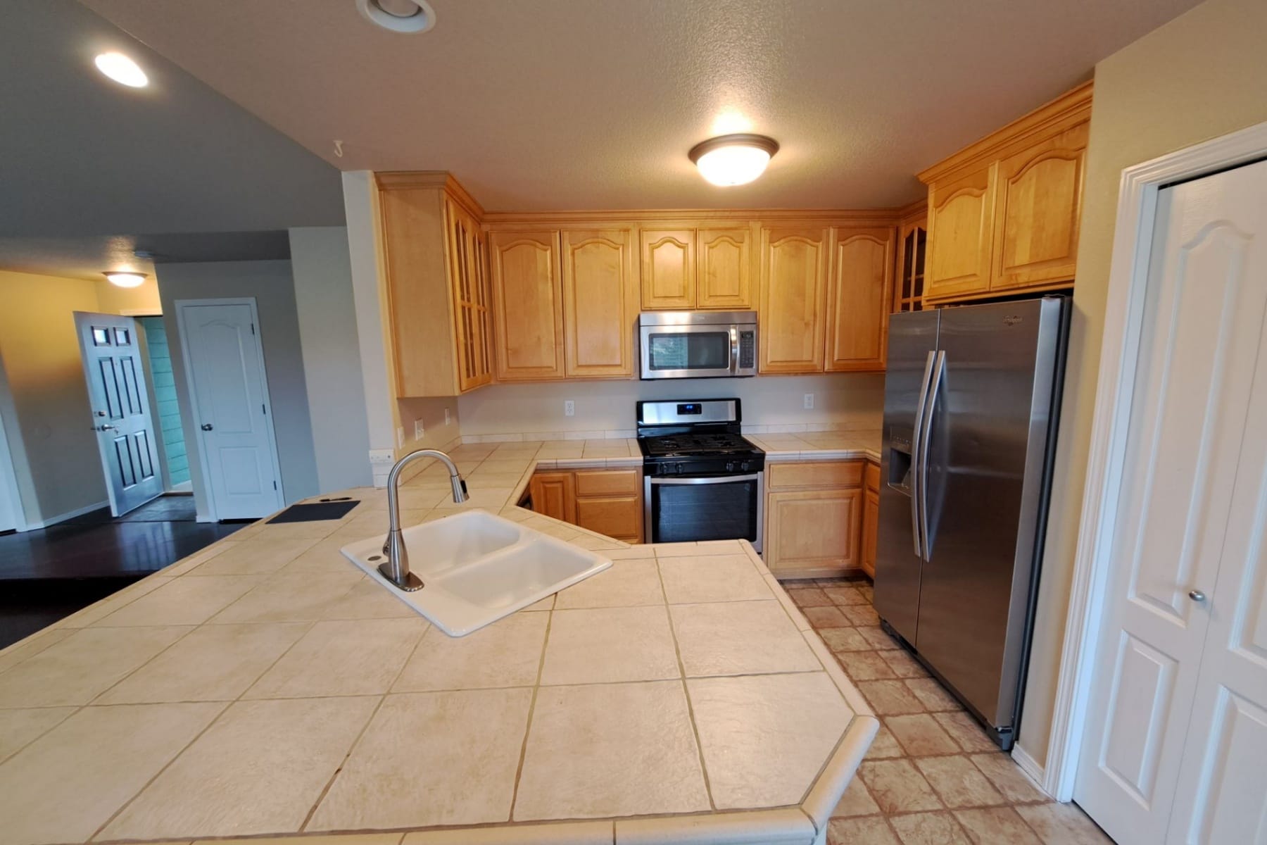  2465 NE 7th Lane Redmond, OR 97756 - 物件實景