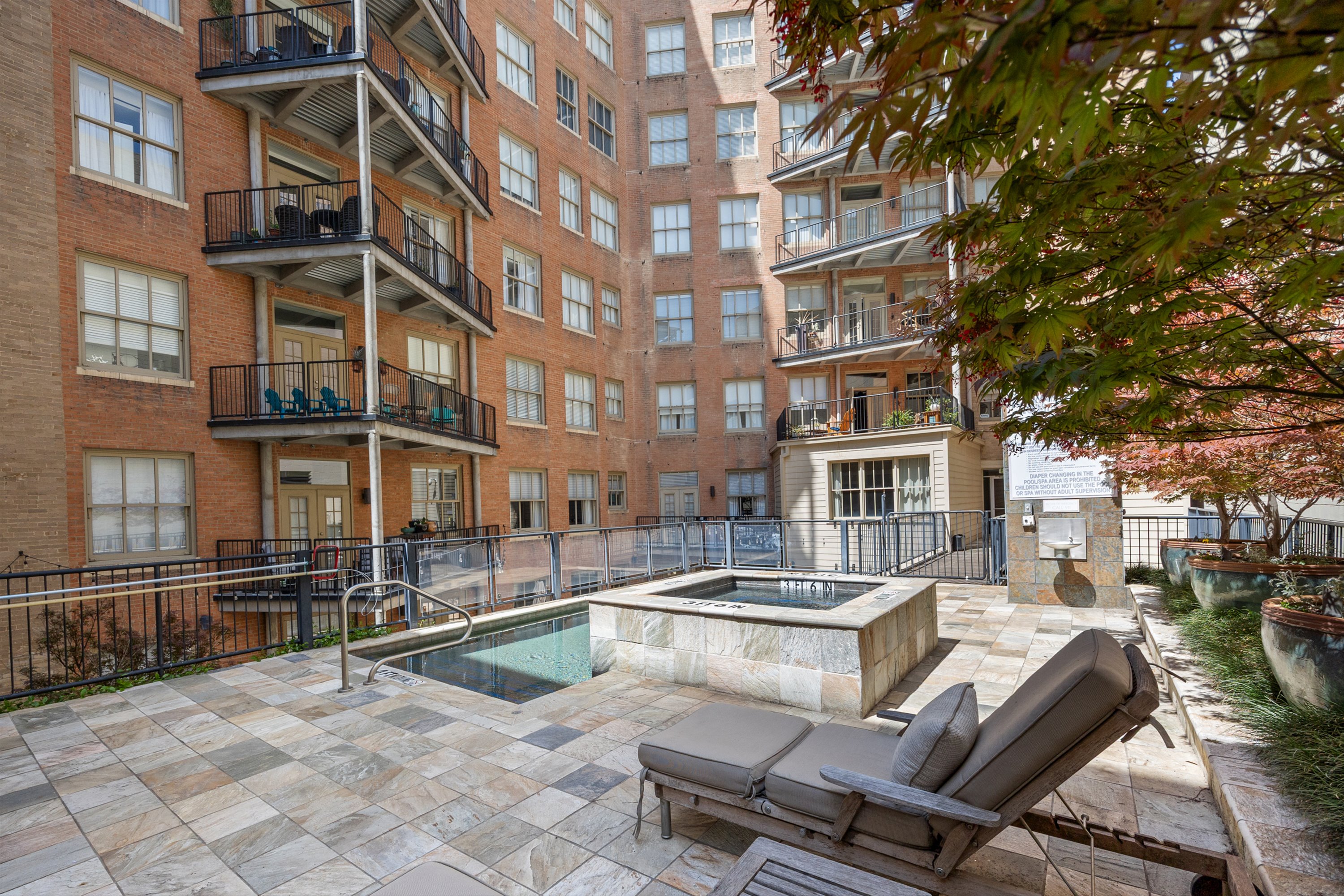  411 7th Street, Fort Worth, TX, 76102 - 物件實景