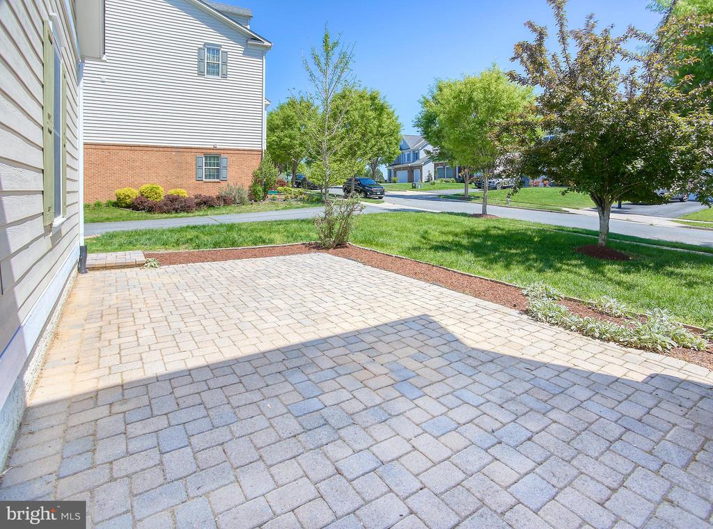 Silver Spring, Maryland, 20906, United States, 4 Bedrooms Bedrooms, ,5 BathroomsBathrooms,Residential,For Sale,1900768