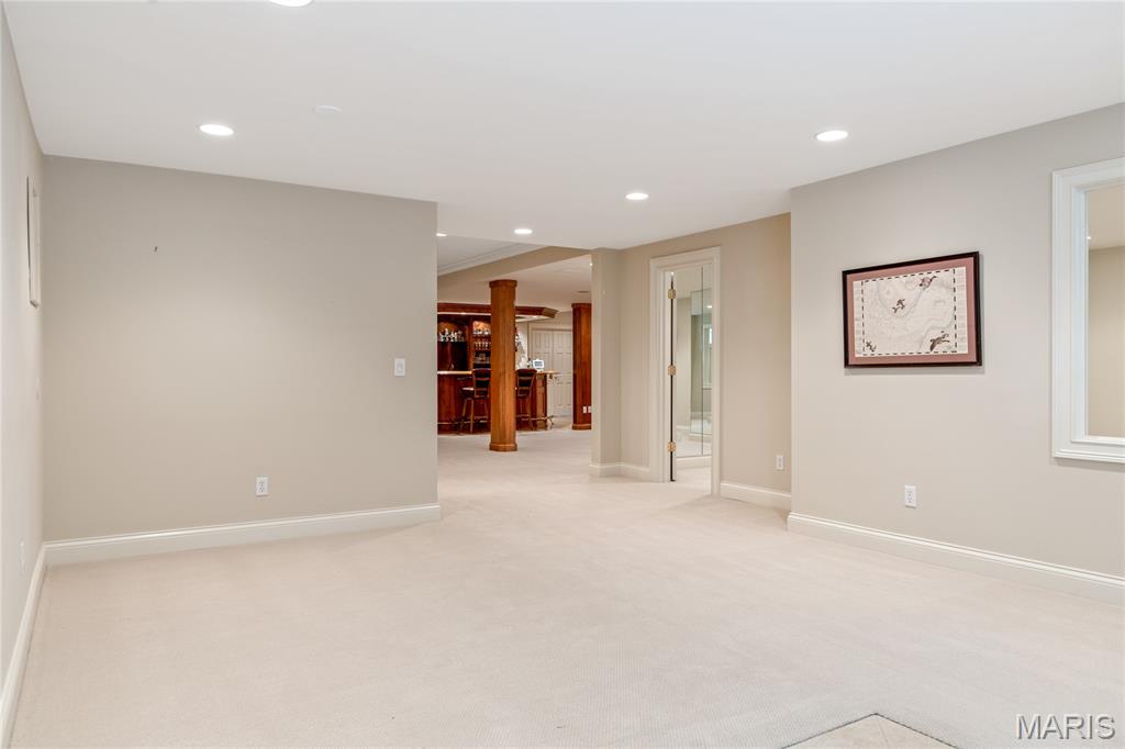 Town and Country, Missouri, 63141, United States, 5 Bedrooms Bedrooms, ,7 BathroomsBathrooms,Residential,For Sale,1966685