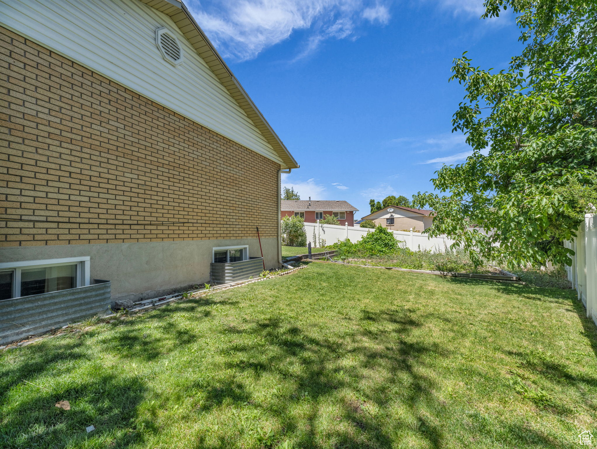 Taylorsville, Utah, 84129, United States, 4 Bedrooms Bedrooms, ,1 BathroomBathrooms,Residential,For Sale,1890353