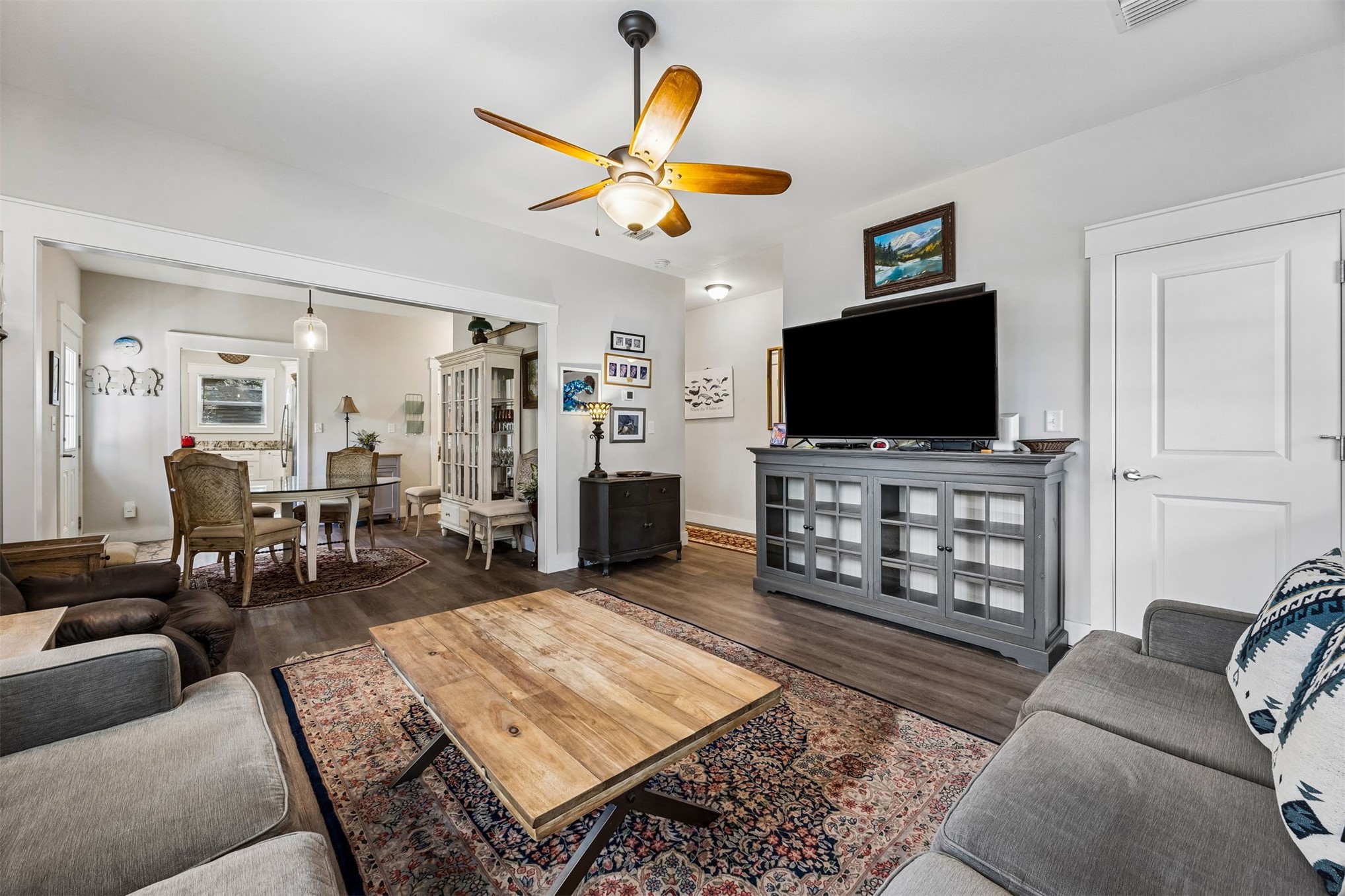 Fernandina Beach, Florida, 32034, United States, 3 Bedrooms Bedrooms, ,2 BathroomsBathrooms,Residential,For Sale,2040424