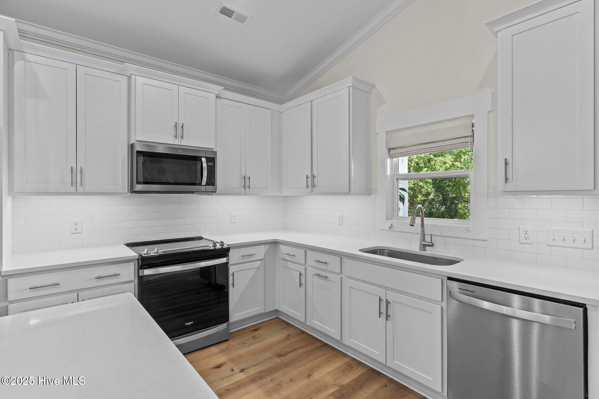 Carolina Beach, North Carolina, 28428, United States, 3 Bedrooms Bedrooms, ,2 BathroomsBathrooms,Residential,For Sale,1931980