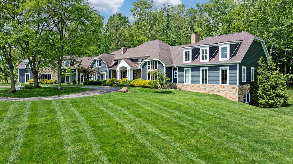 Pataskala, Ohio, 43062, United States, 4 Bedrooms Bedrooms, ,7 BathroomsBathrooms,Residential,For Sale,1829536