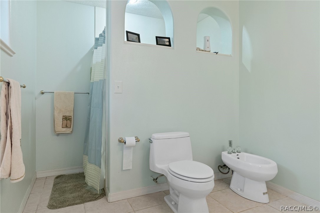 Dunnellon, Florida, 34431, United States, 4 Bedrooms Bedrooms, ,2 BathroomsBathrooms,Residential,For Sale,1920438