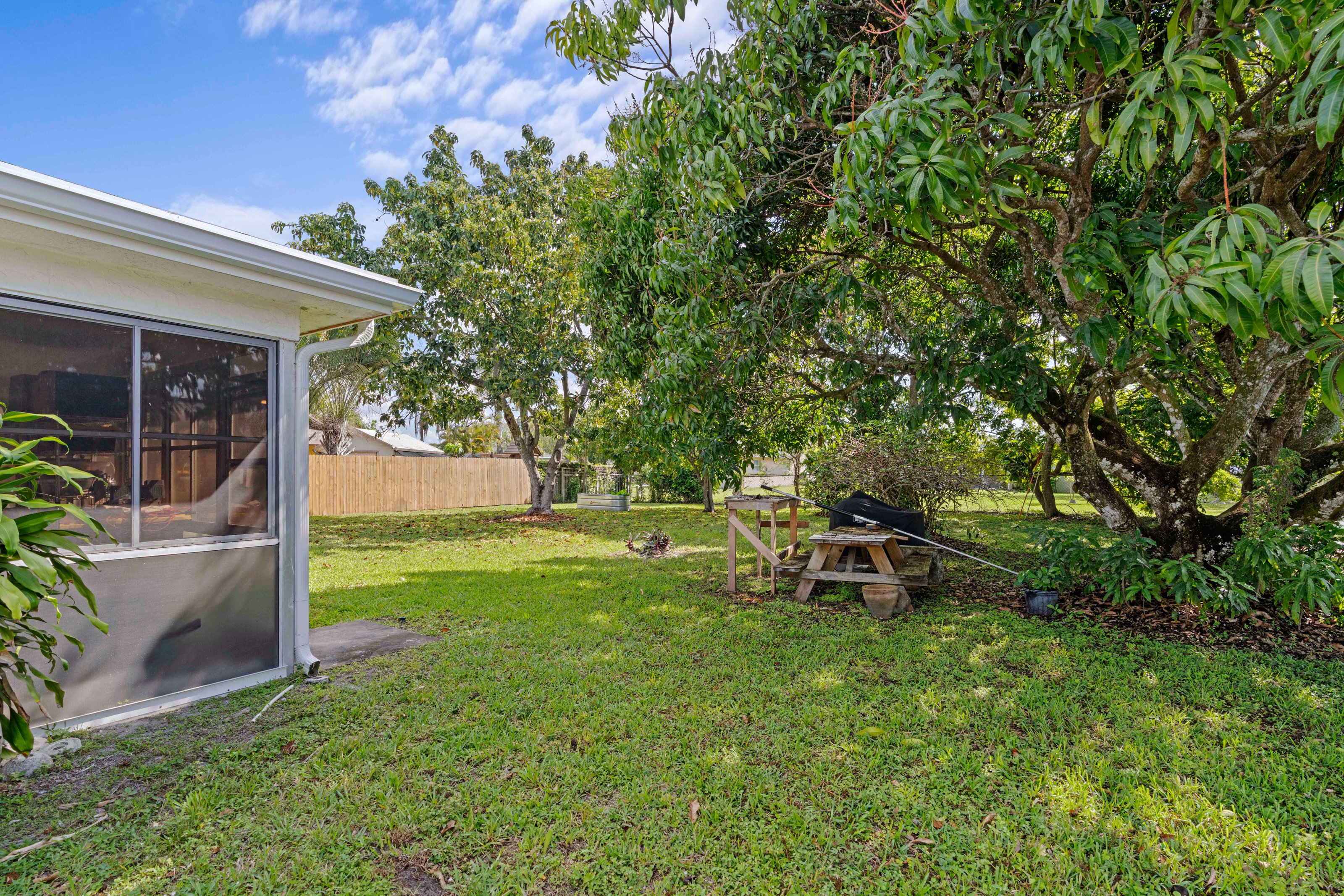  324 Sandpiper Avenue, Royal Palm Beach, FL, 33411 - 物件實景