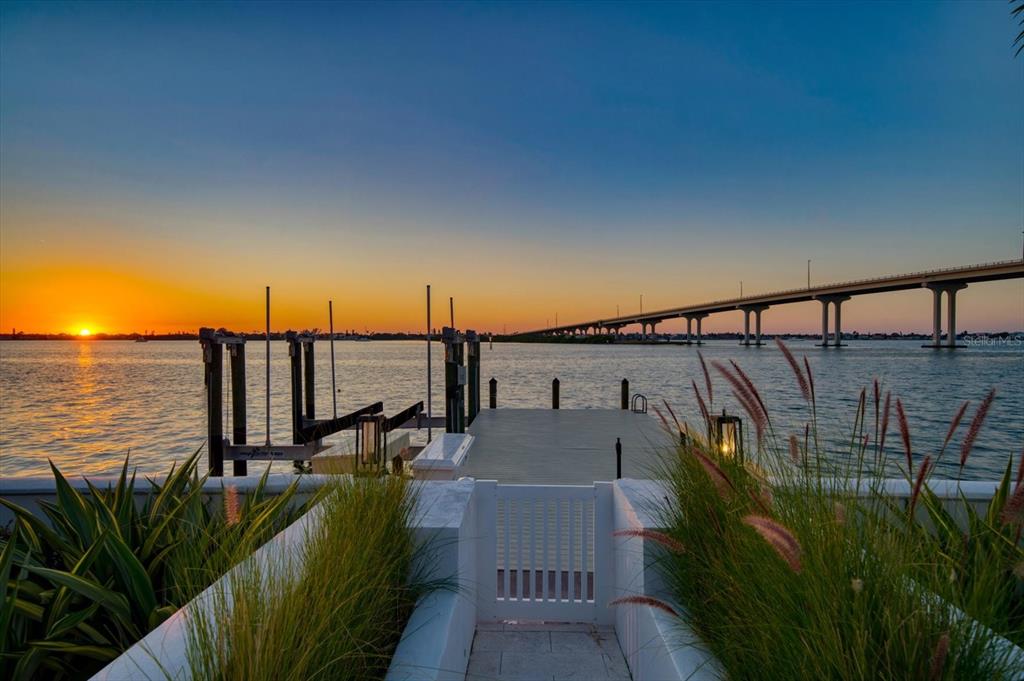 Largo, Florida, 33770, United States, 3 Bedrooms Bedrooms, ,4 BathroomsBathrooms,Residential,For Sale,1989168