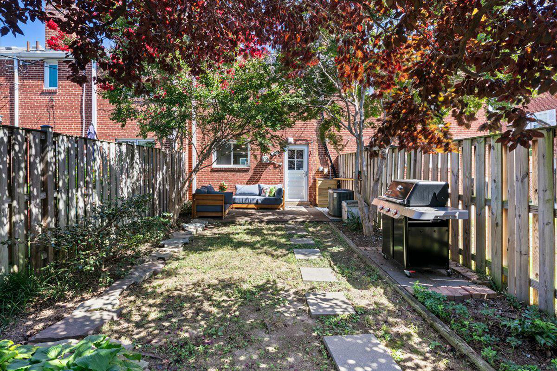  1420 Woodbine Street, Alexandria, VA, 22302 - 物件實景