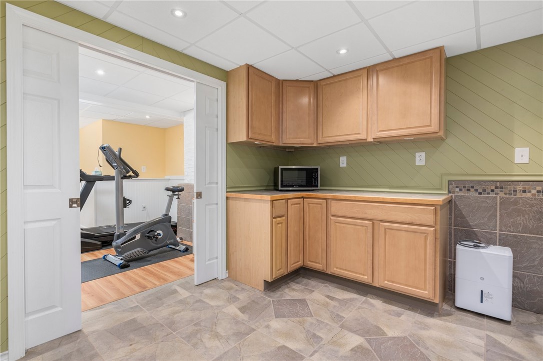 North Kingstown, Rhode Island, 02874, United States, 3 Bedrooms Bedrooms, ,2 BathroomsBathrooms,Residential,For Sale,1906008