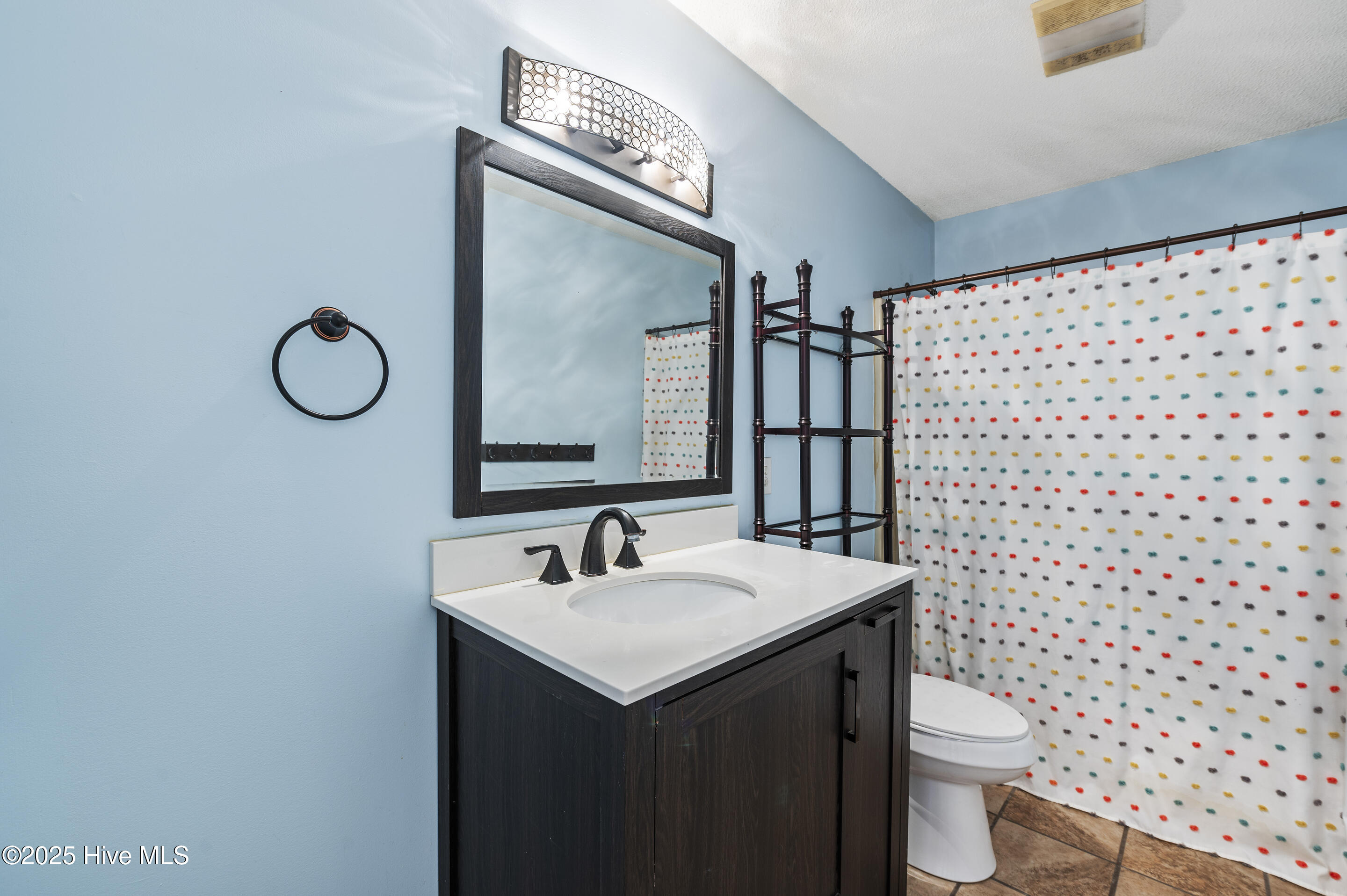 Southport, North Carolina, 28461, United States, 3 Bedrooms Bedrooms, ,4 BathroomsBathrooms,Residential,For Sale,1895633